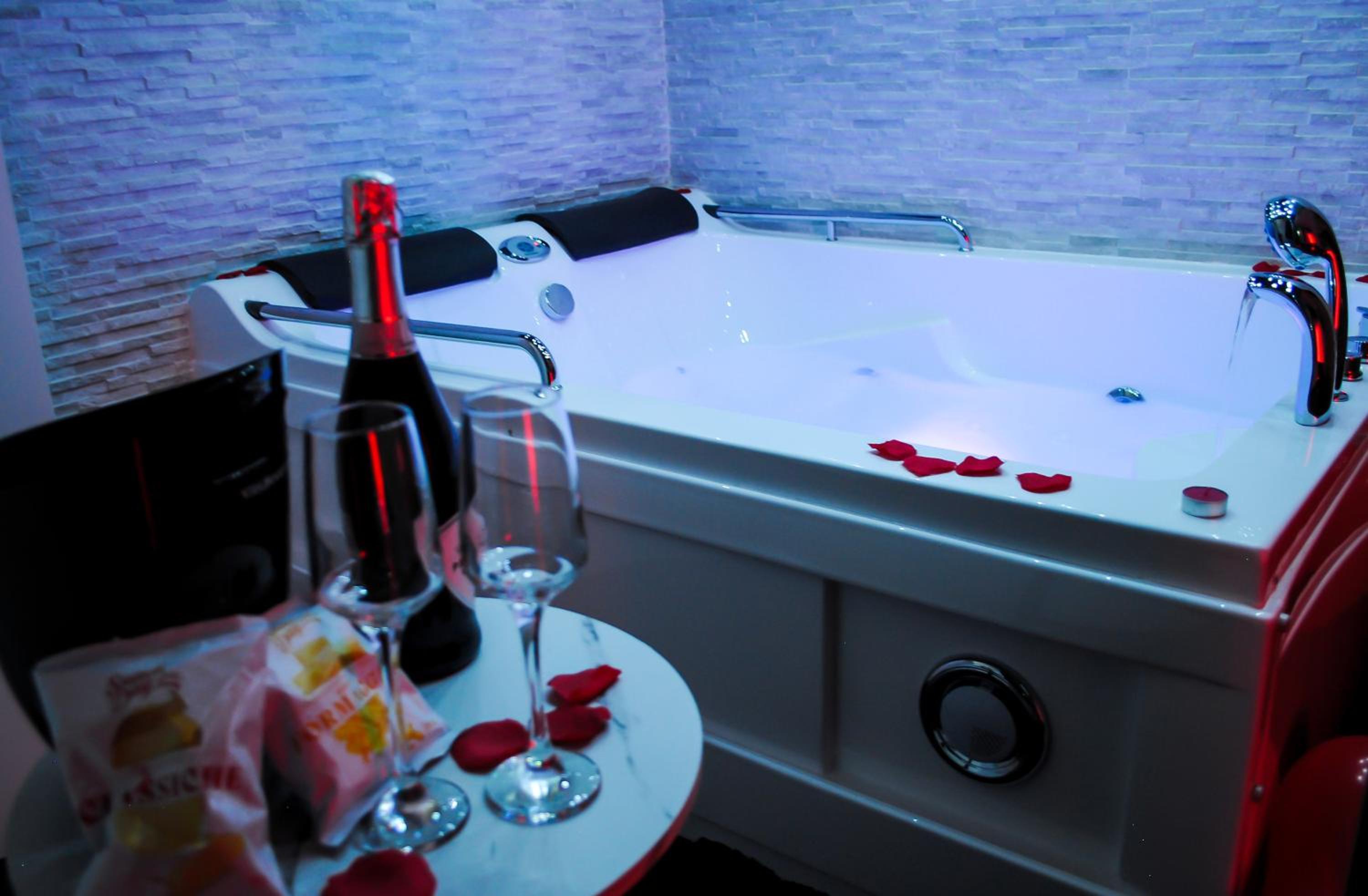 Qt suite & luxury