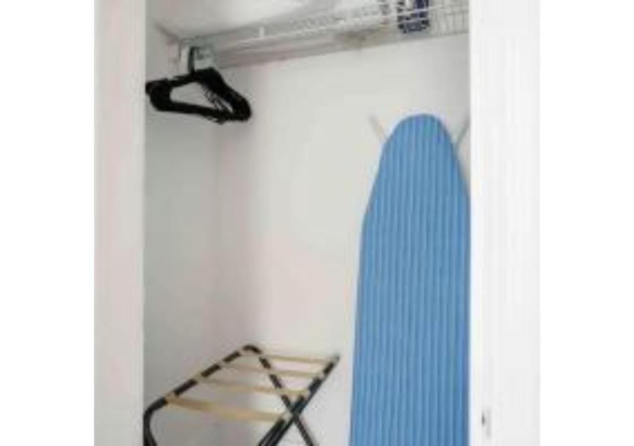5 min to Brickell & Bars - Arcade - King Bed - Outdoor Fun