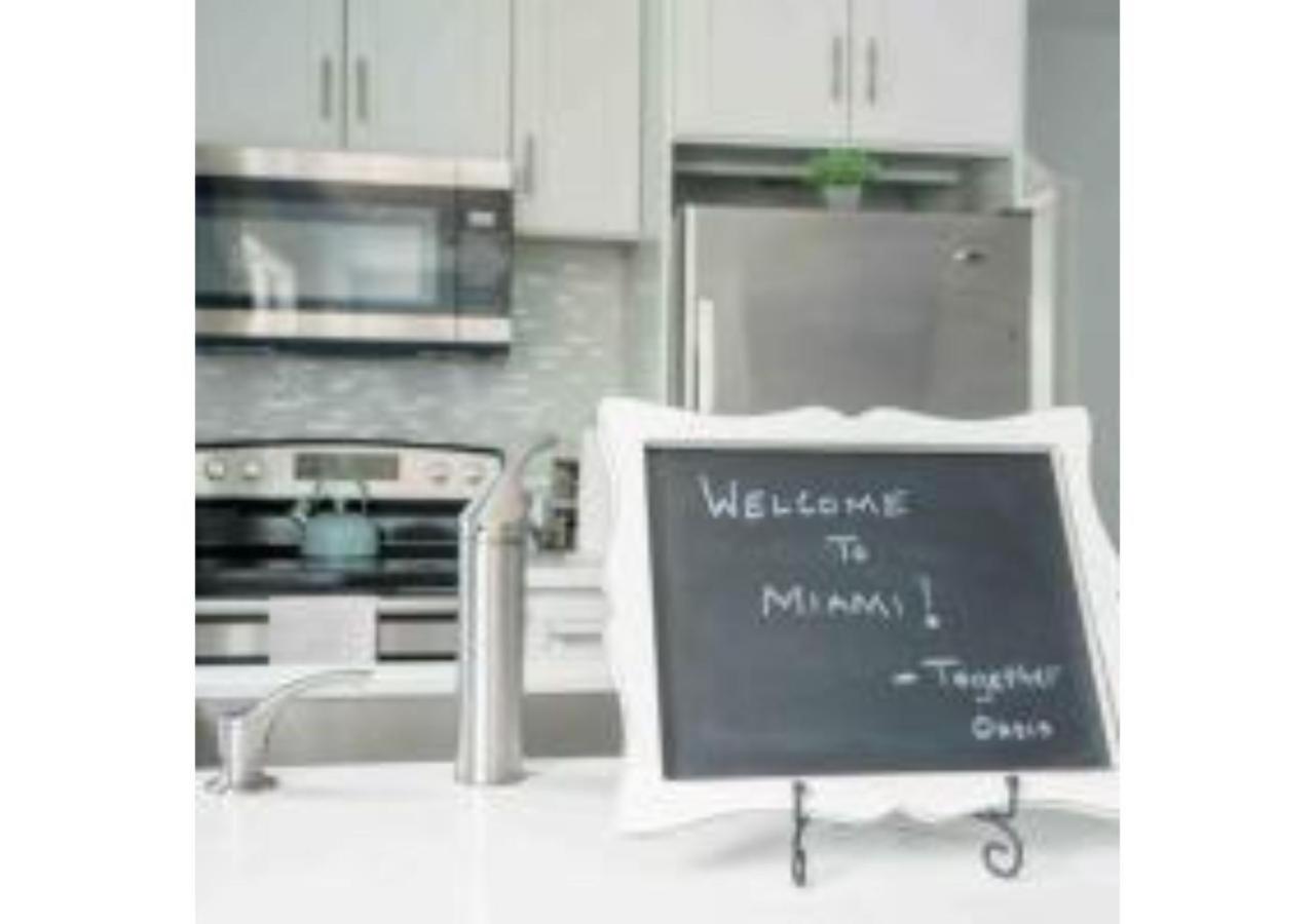 5 min to Brickell & Bars - Arcade - King Bed - Outdoor Fun