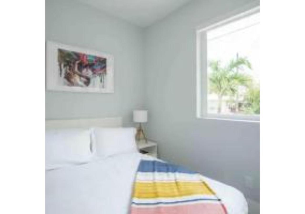 5 min to Brickell & Bars - Arcade - King Bed - Outdoor Fun