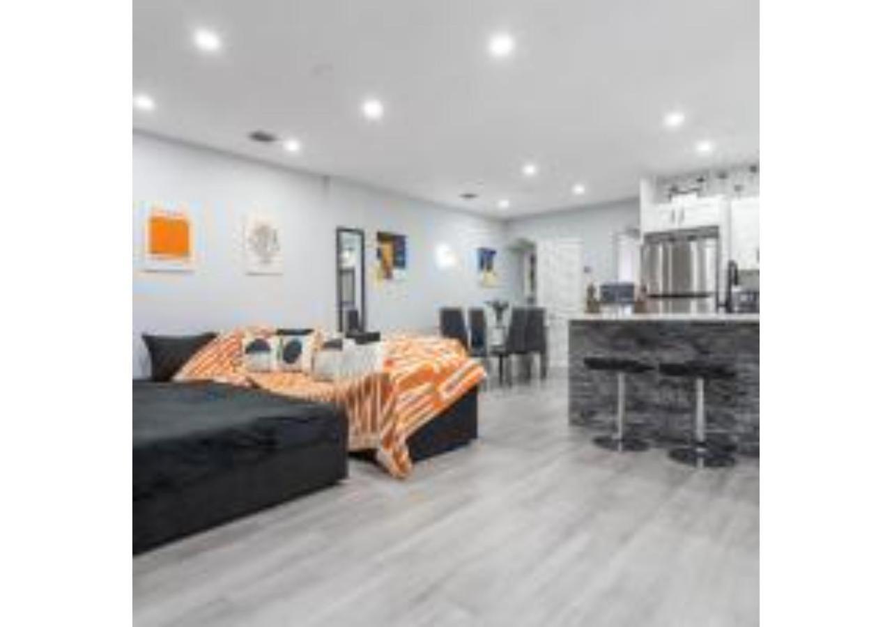 5 min to Brickell & Bars - Arcade - King Bed - Outdoor Fun