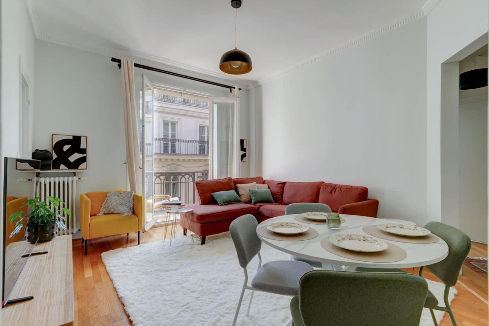 Renaissance Madeleine - Elegant home in Madeleine