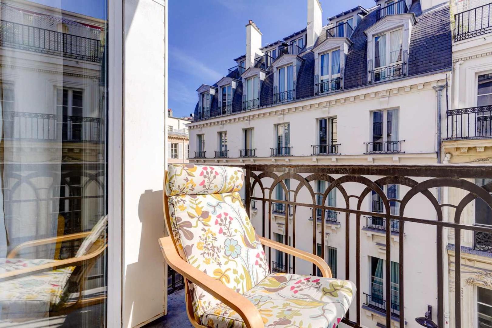Renaissance Madeleine - Elegant home in Madeleine
