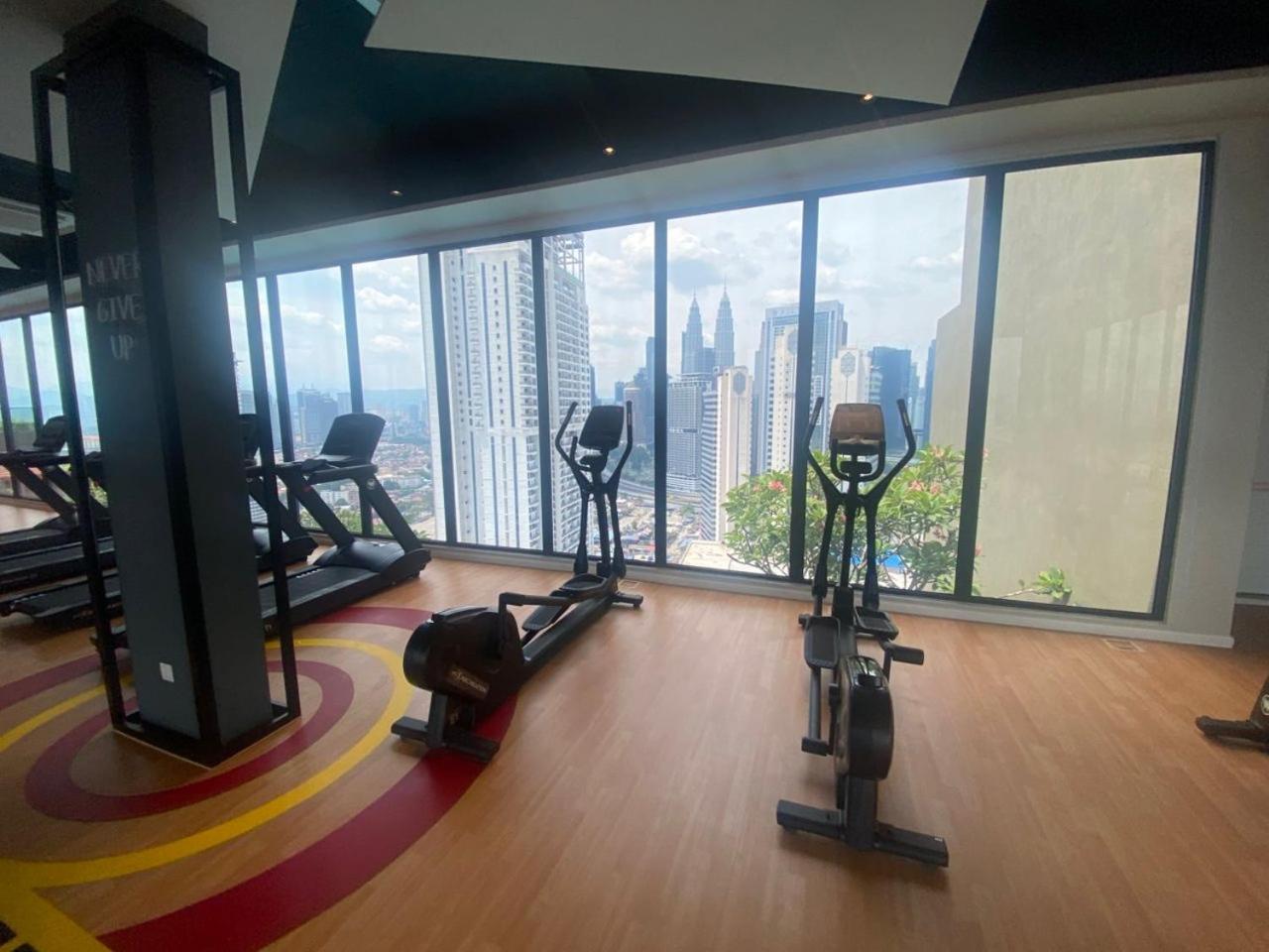 MAJESTIC RESlDENCE KLCC