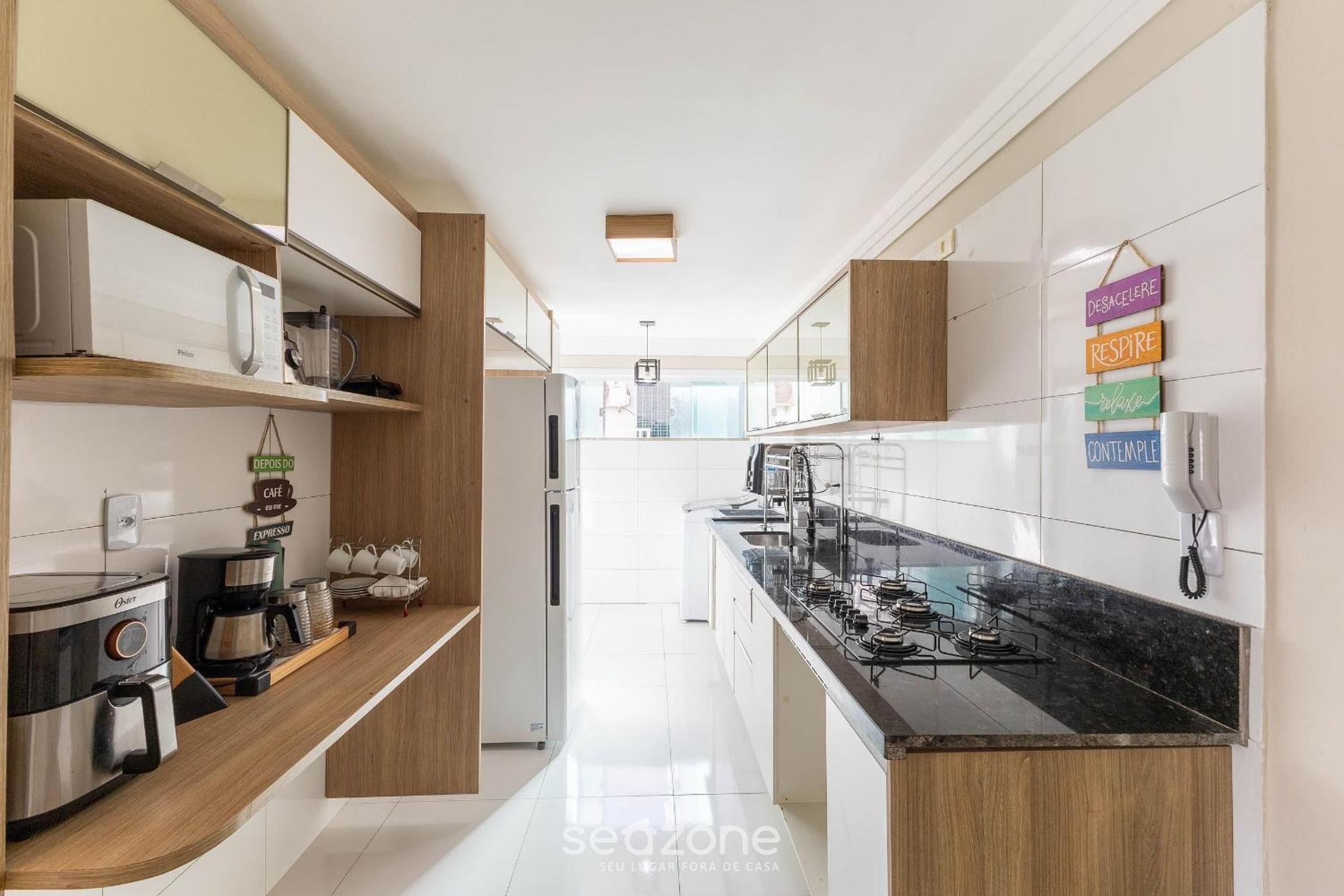 Apart with sea view 200m from the beach. TSR0501