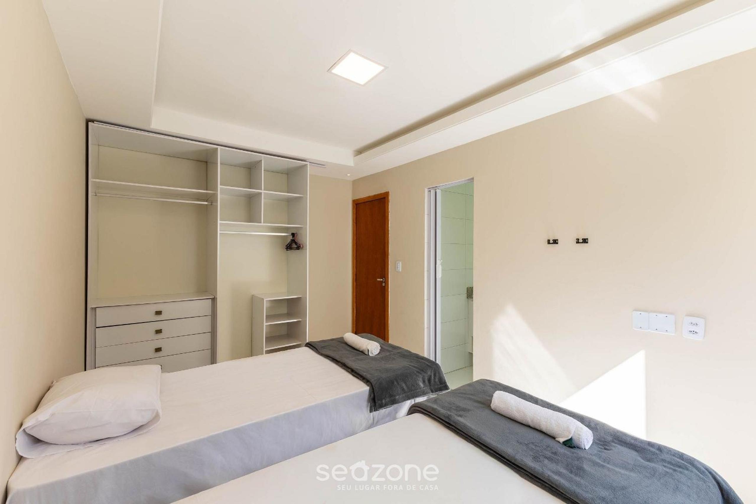 Apart with sea view 200m from the beach. TSR0501