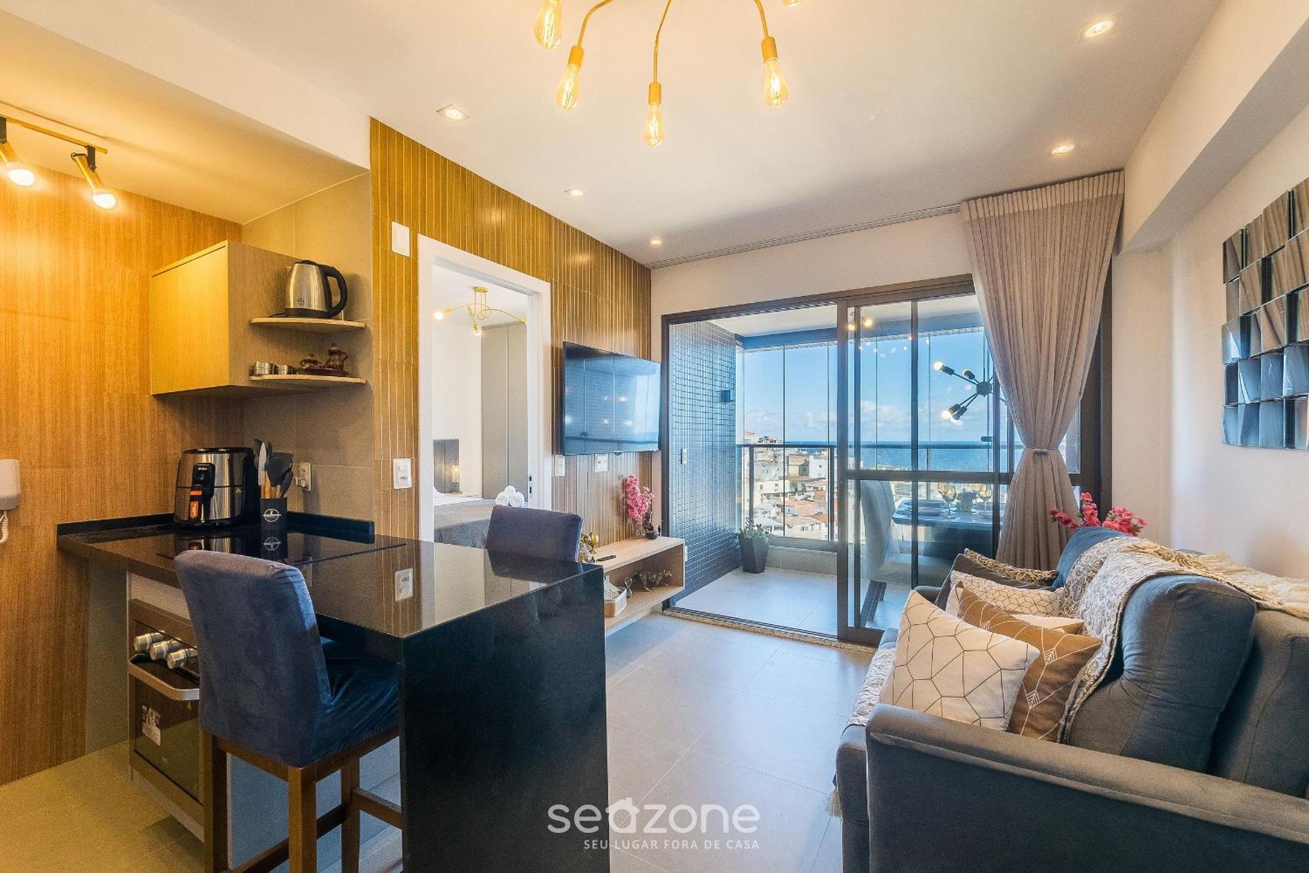 Apartments in a building with a pool 800m from the beach in Salvador - EDF