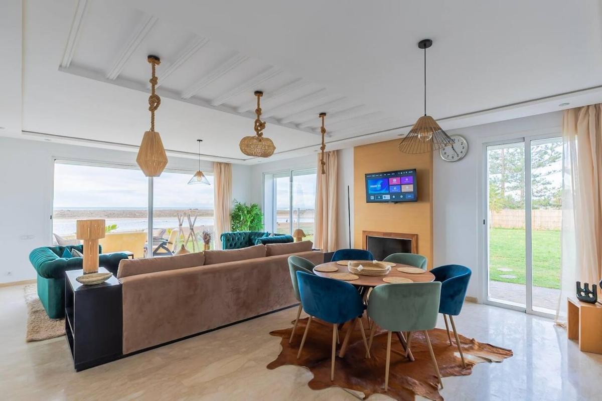 Luxury Oceanfront 3BR Villa in Rabat, Plage Val d Or - Private Beach access & Spa