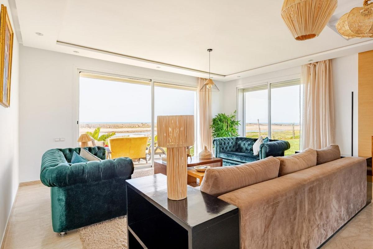 Luxury Oceanfront 3BR Villa in Rabat, Plage Val d Or - Private Beach access & Spa