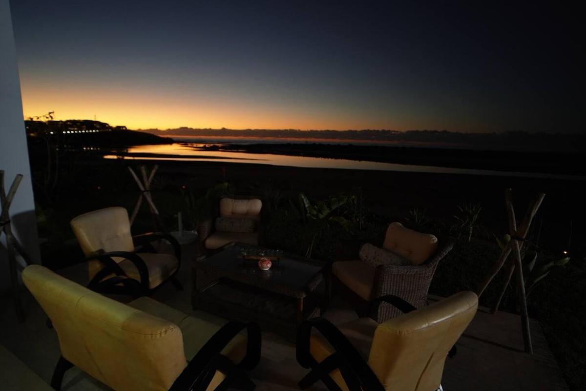 Luxury Oceanfront 3BR Villa in Rabat, Plage Val d Or - Private Beach access & Spa