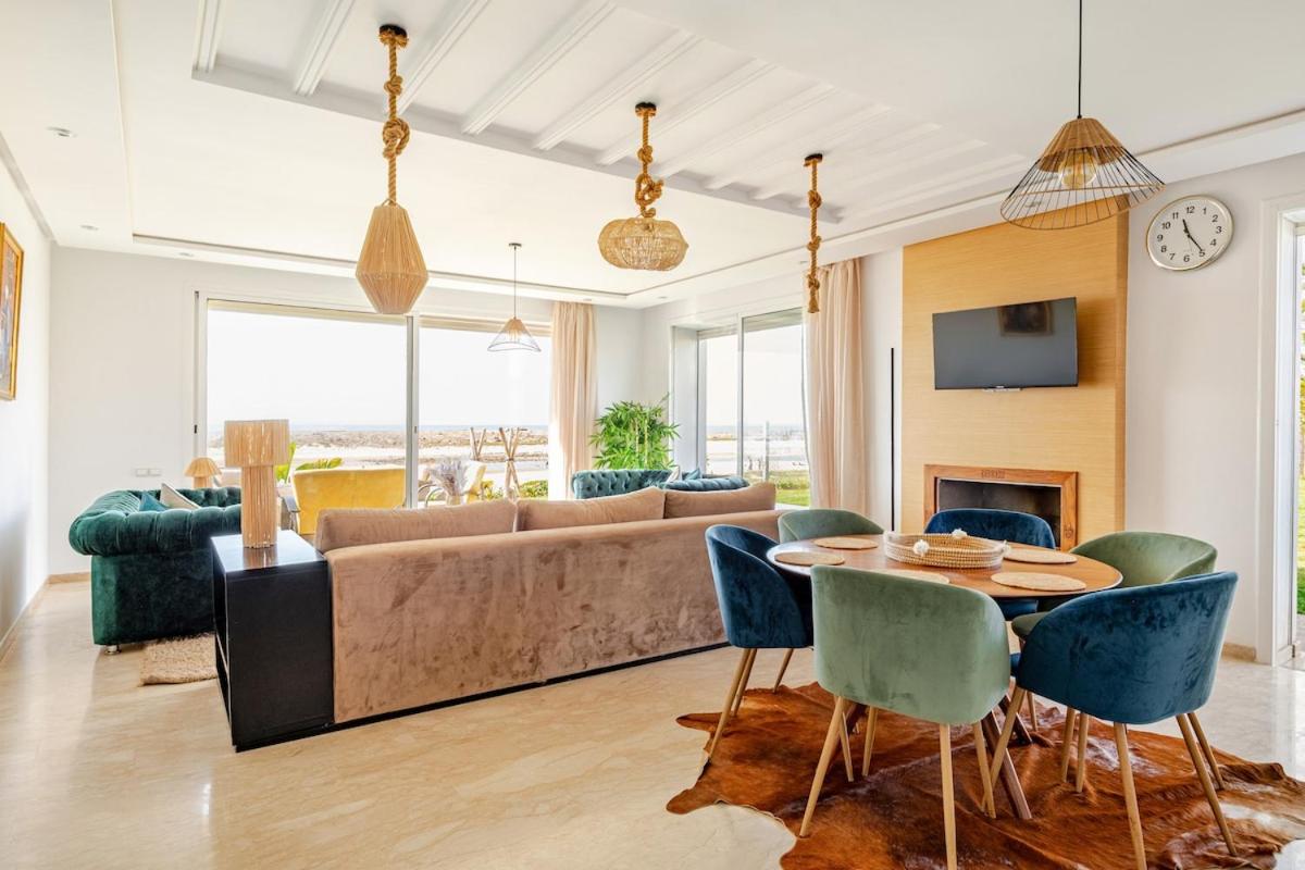 Luxury Oceanfront 3BR Villa in Rabat, Plage Val d Or - Private Beach access & Spa