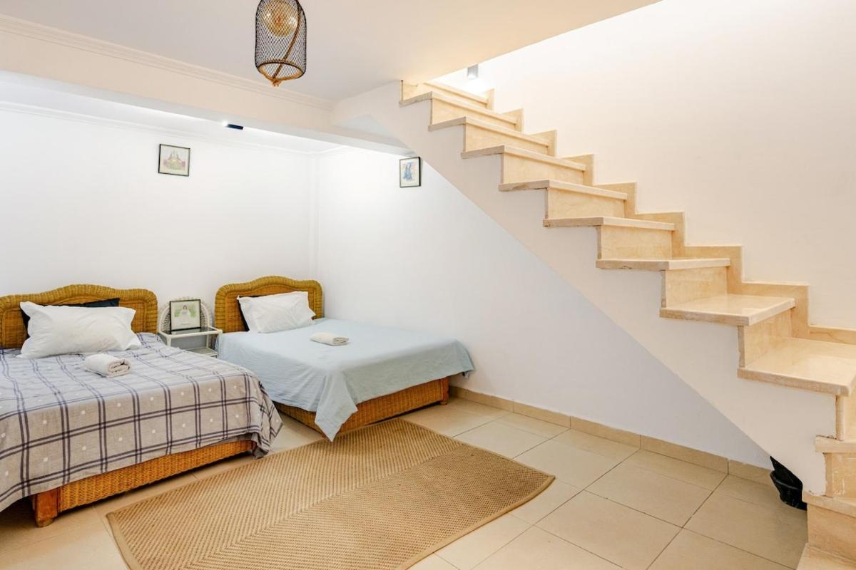 Luxury Oceanfront 3BR Villa in Rabat, Plage Val d Or - Private Beach access & Spa