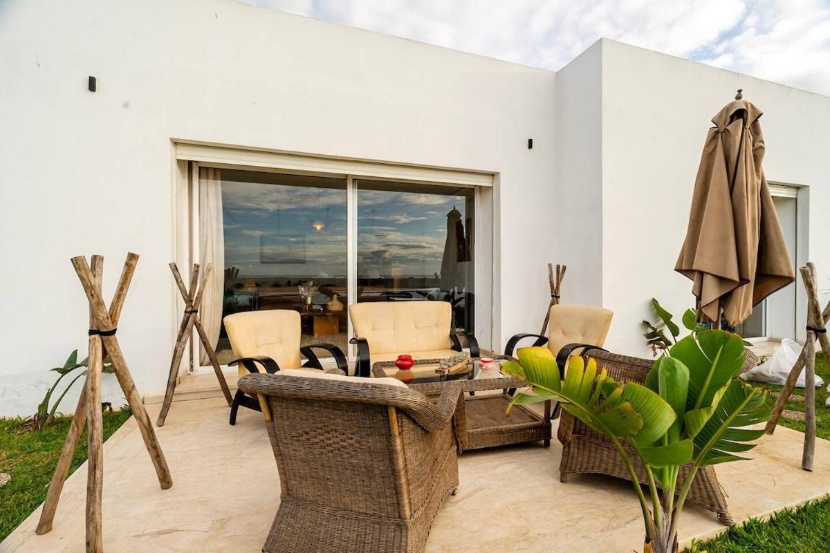 Luxury Oceanfront 3BR Villa in Rabat, Plage Val d Or - Private Beach access & Spa
