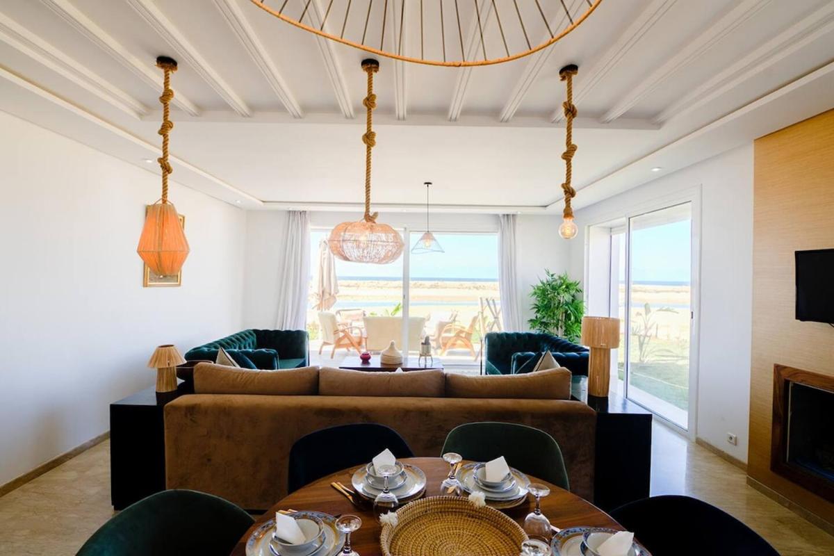 Luxury Oceanfront 3BR Villa in Rabat, Plage Val d Or - Private Beach access & Spa