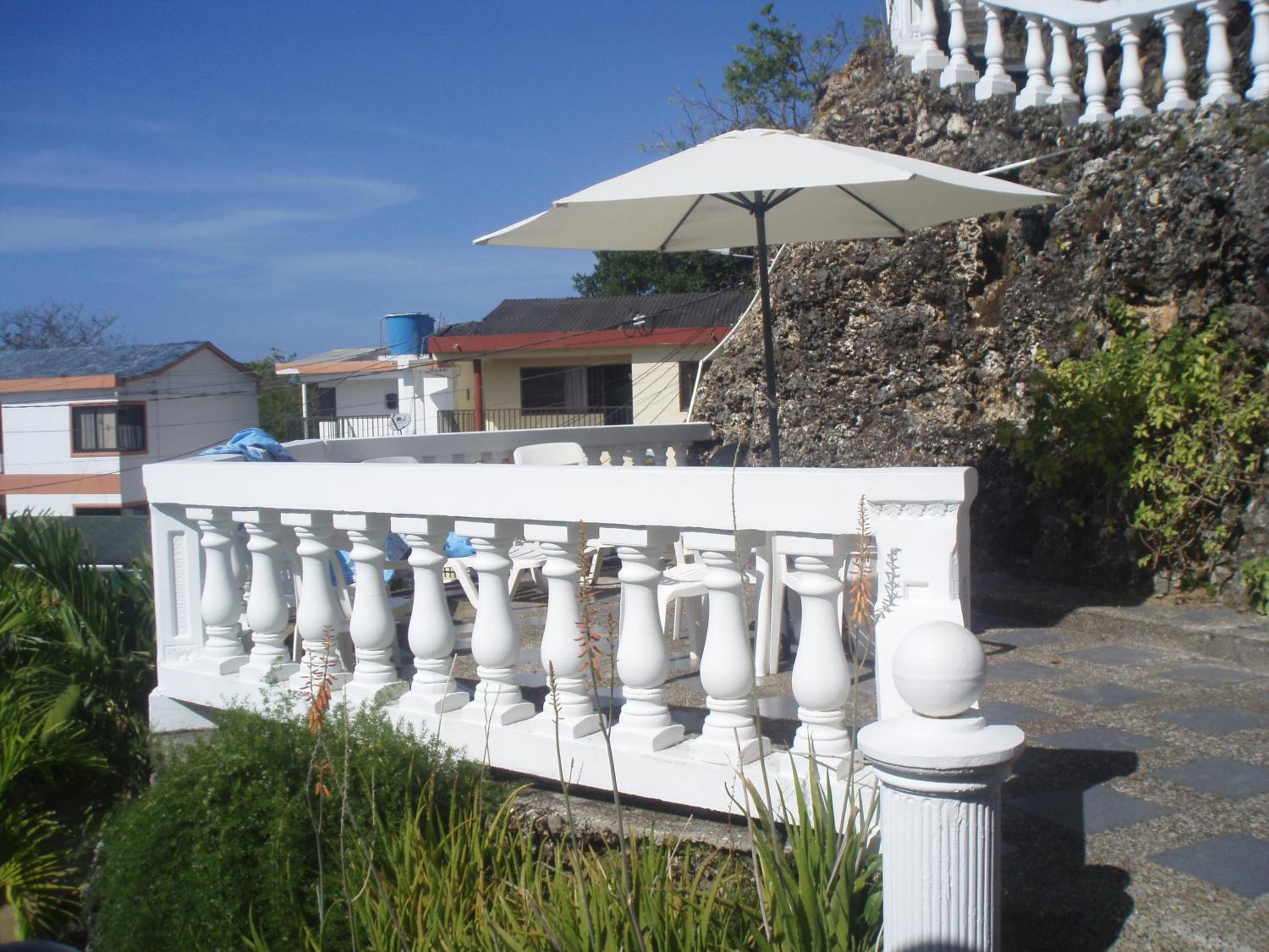 The Rock House Eco