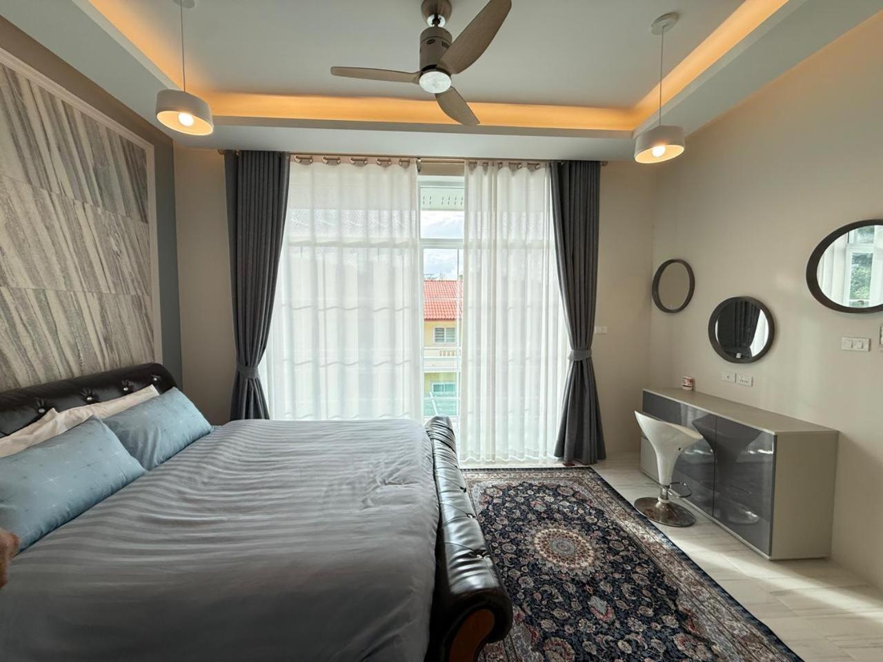 Kamala Beach Phuket - 4BR Private Luxury Pool Villa with Maid