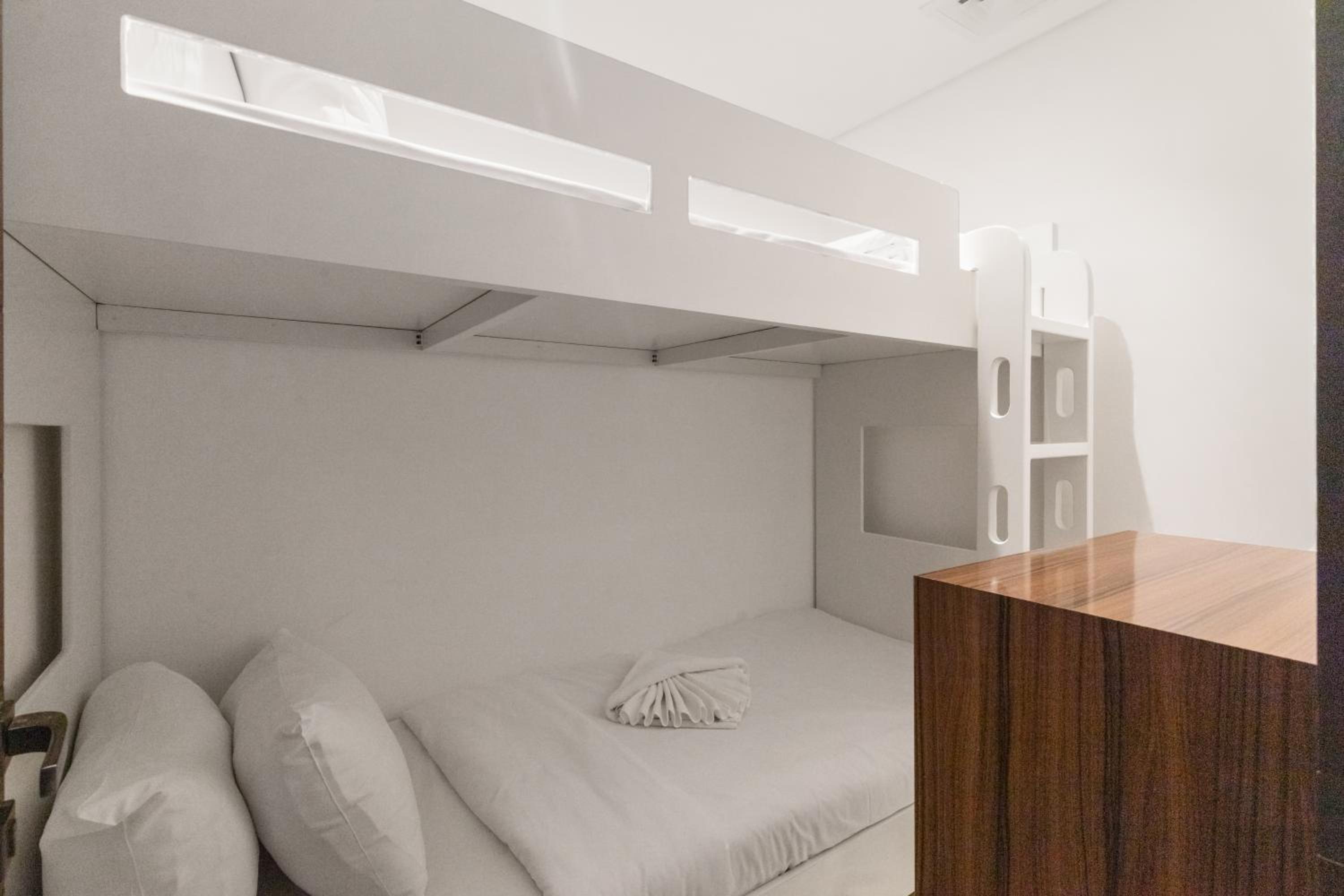 Royal Vista - Luxury 4BR Apartment At Nobles Tower - Business Bay