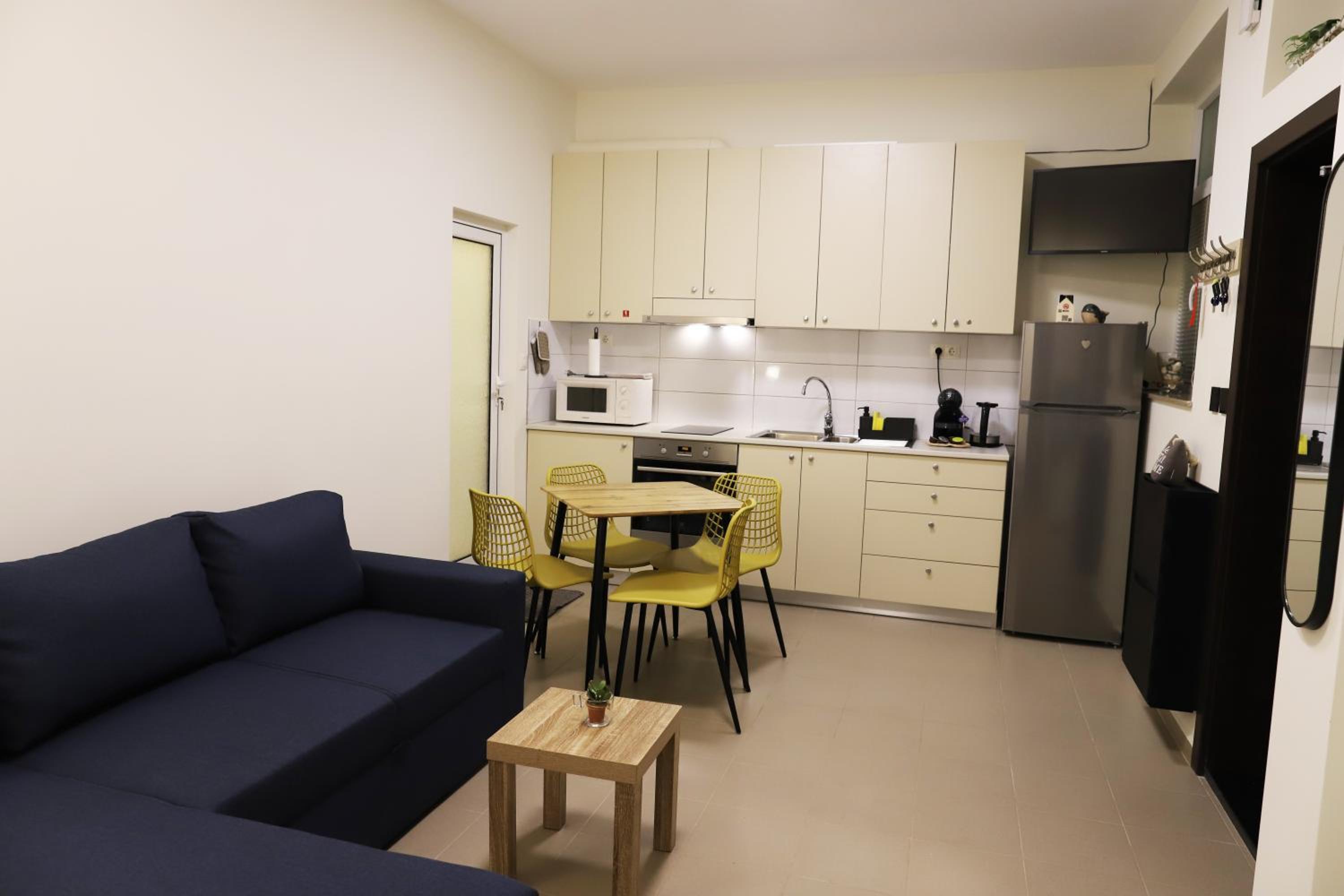 Azur Stay Burgas - self check-in and 2 bikes
