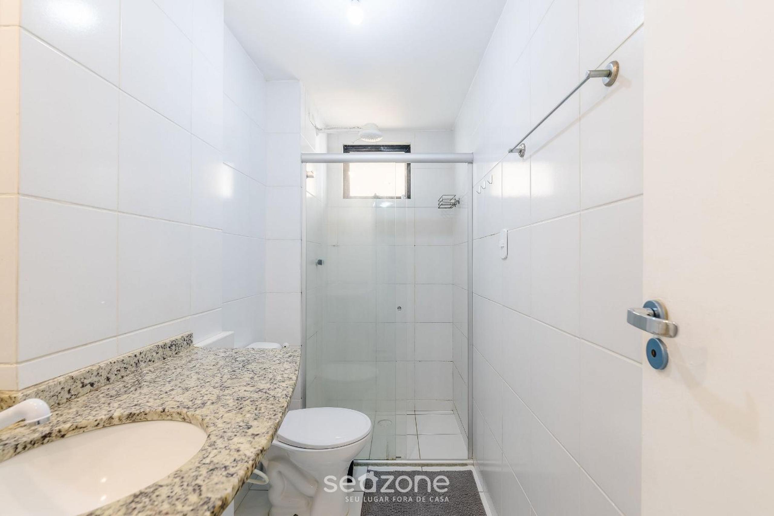 Fully Equipped Accommodations with Pool in a Prime Location in Maceió - ERE