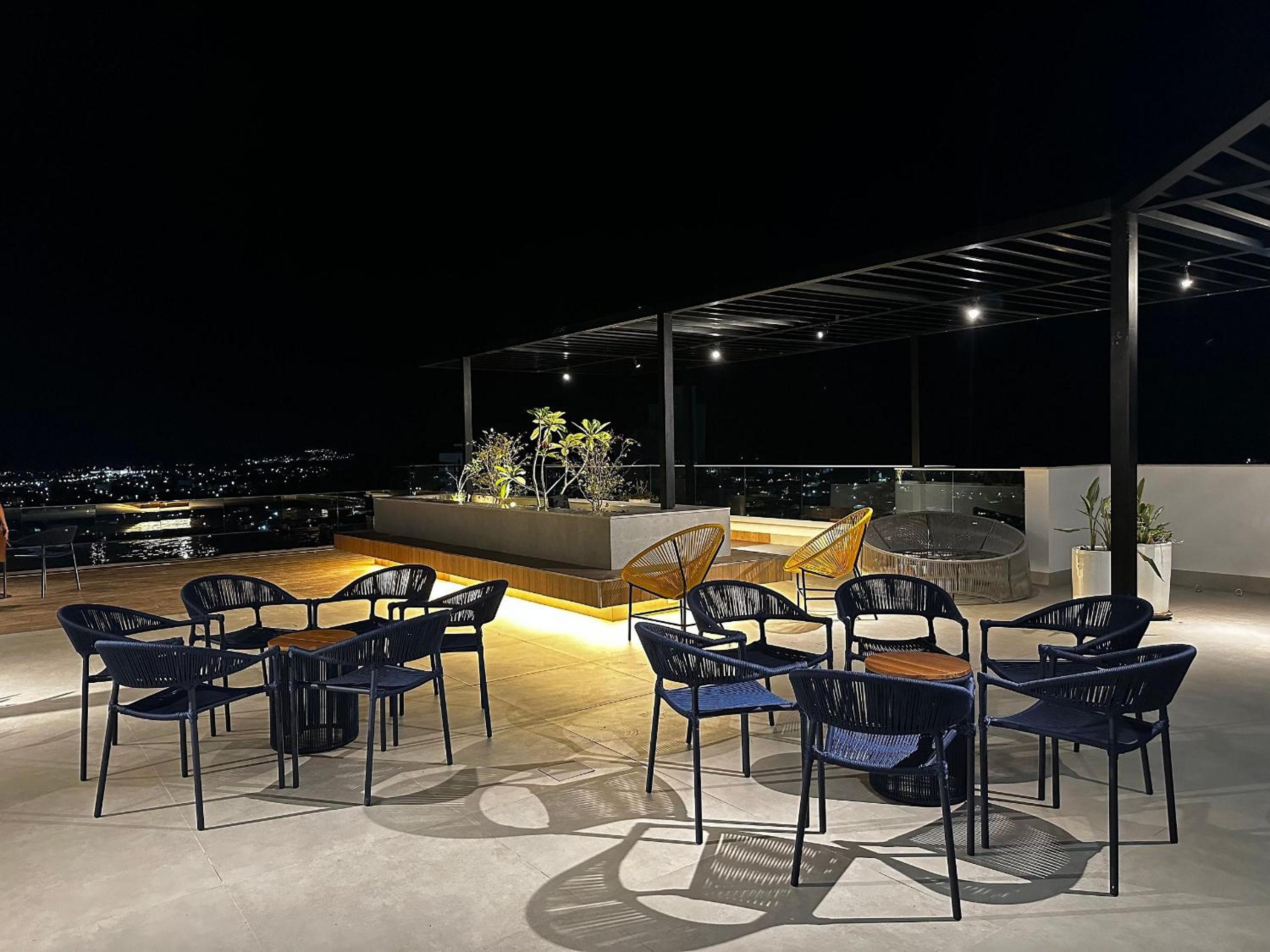 City House Exclusive - By Caracol Urbano