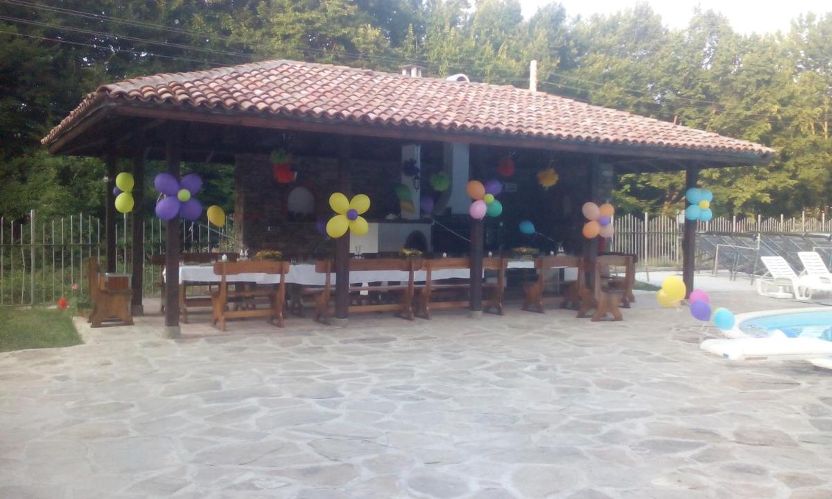 outdoor BBQ area