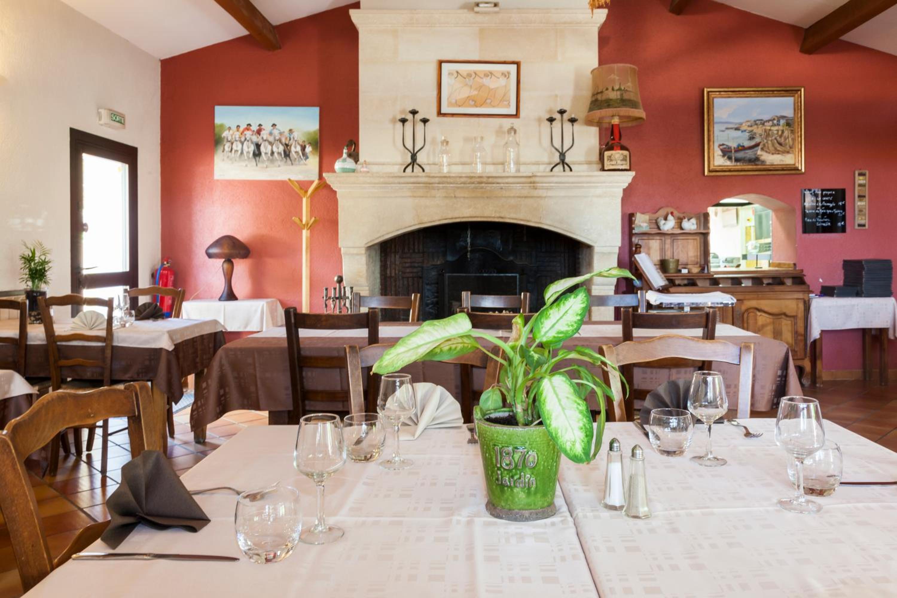 restaurant