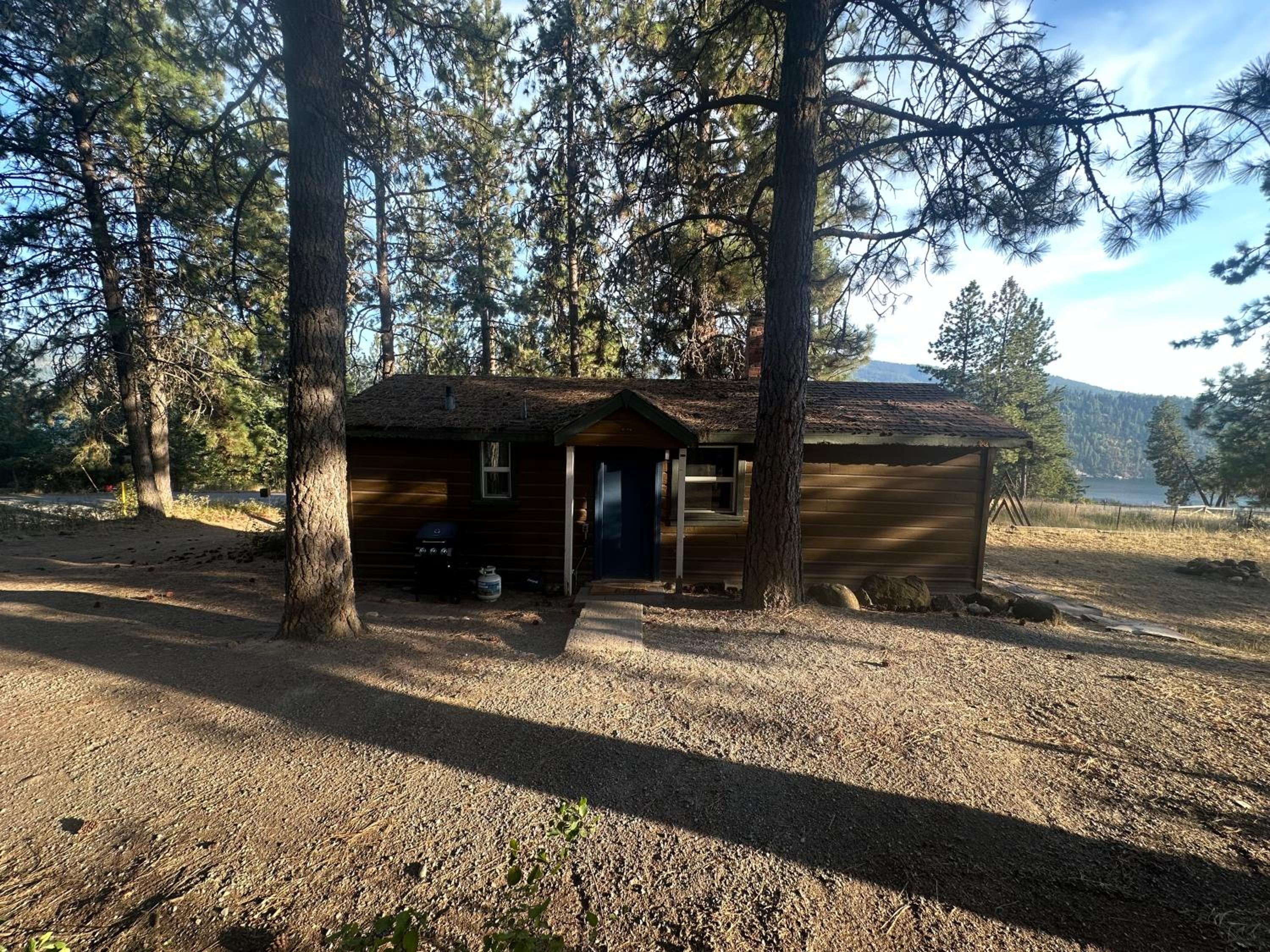 Cabin Getaway with Lake View!