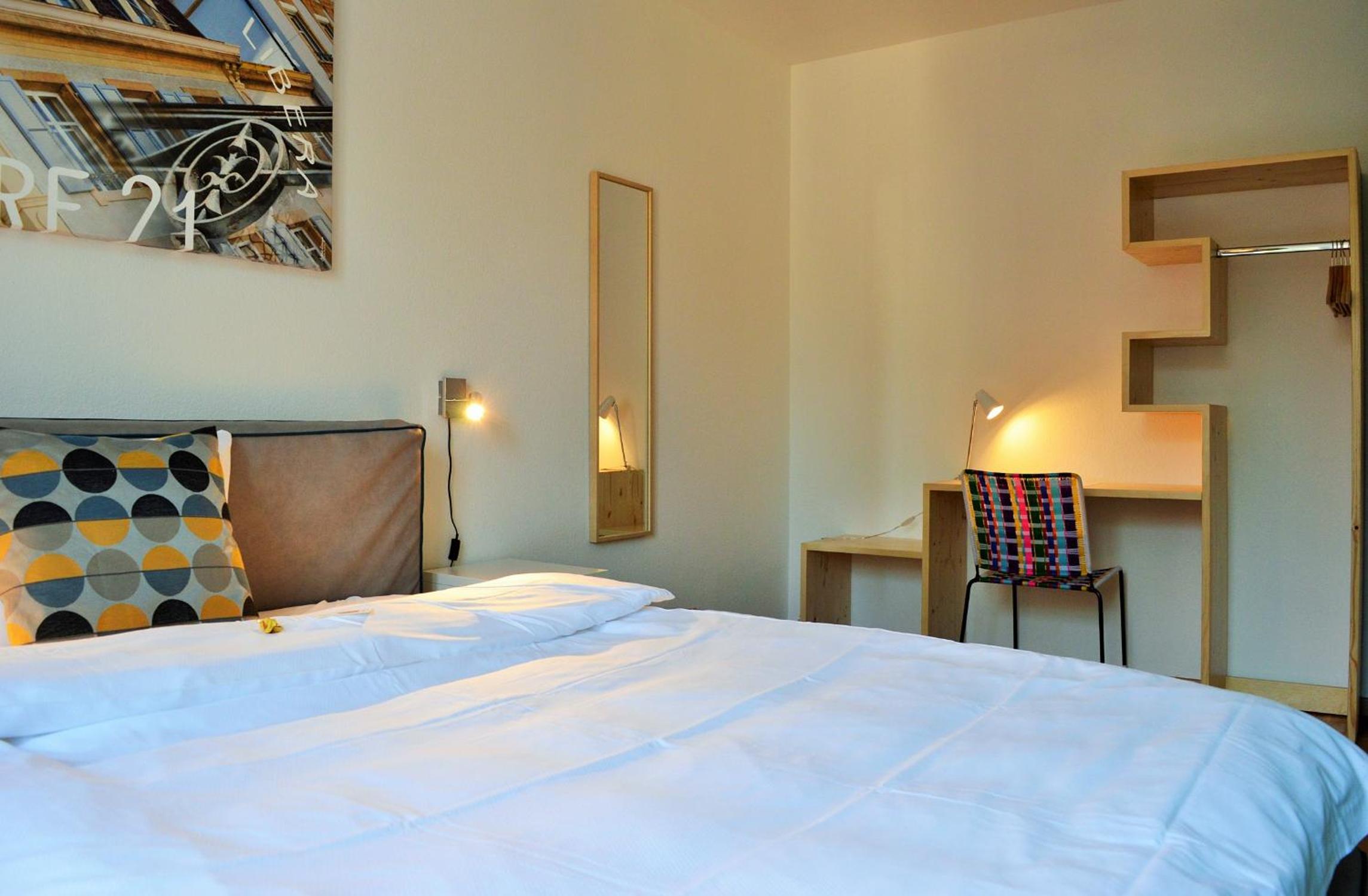 B&B Louis-Favre 21