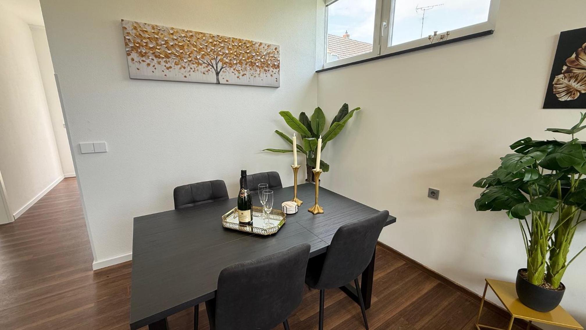 Kings und Queens - 2SZ - Whirlpool - Terrasse - Grill