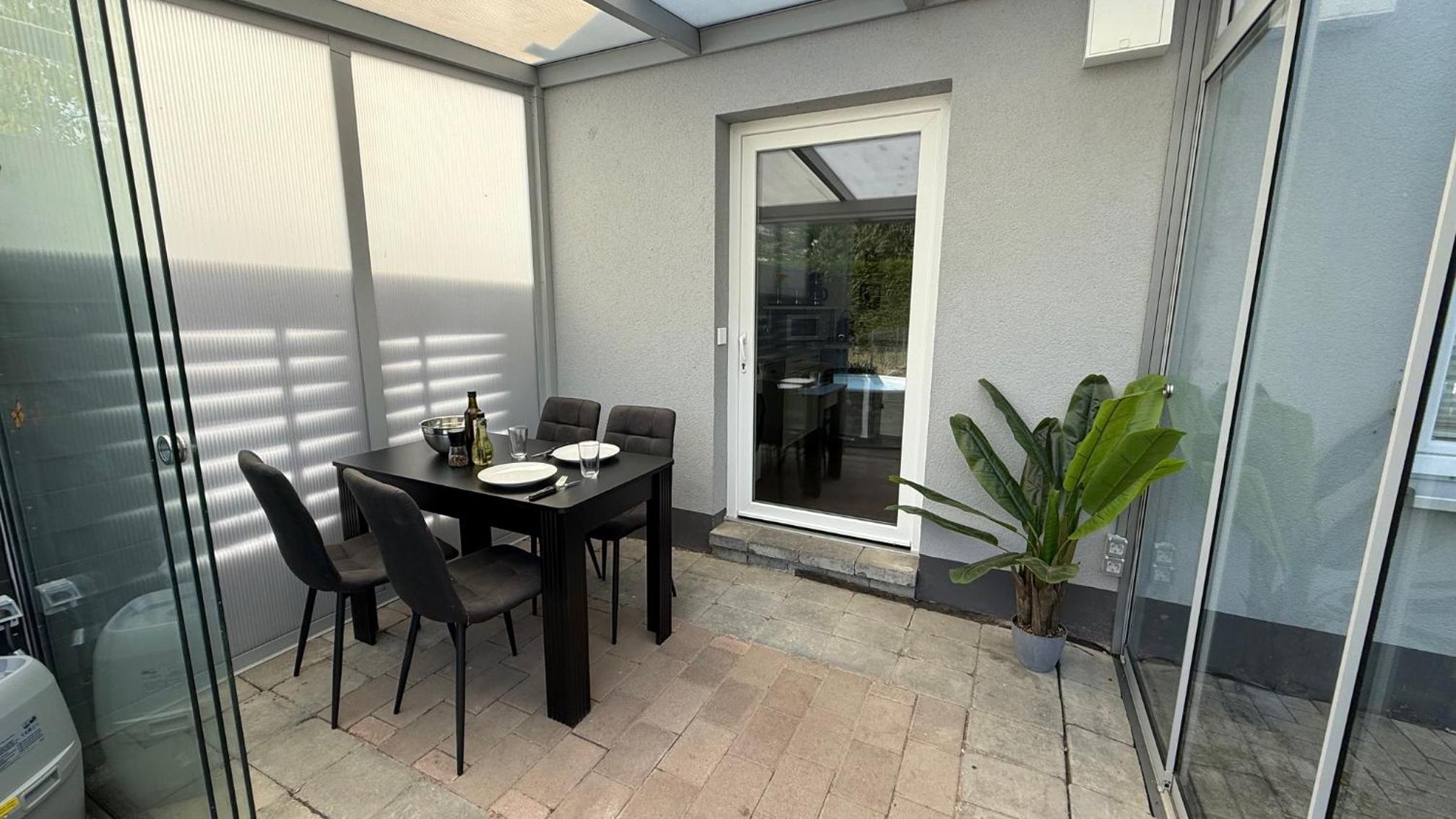 Kings und Queens - 2SZ - Whirlpool - Terrasse - Grill
