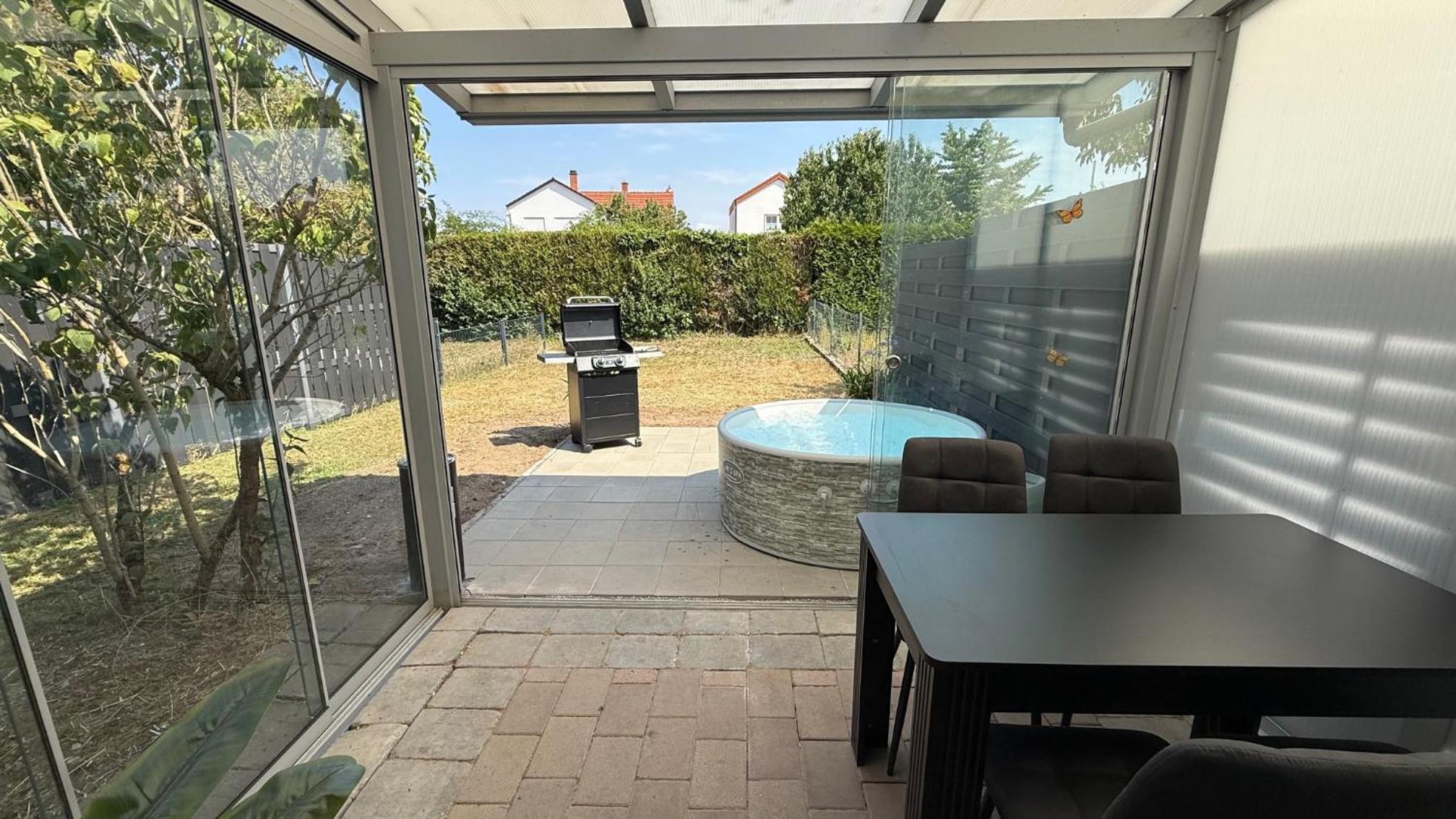 Kings und Queens - 2SZ - Whirlpool - Terrasse - Grill
