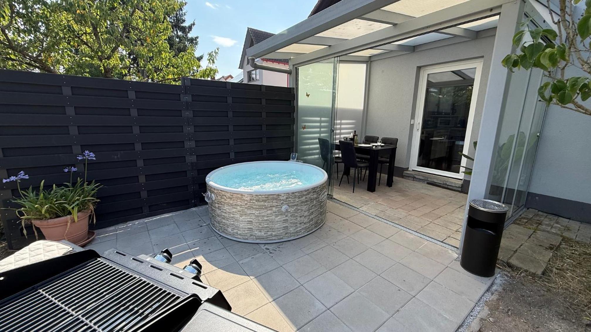 Kings und Queens - 2SZ - Whirlpool - Terrasse - Grill