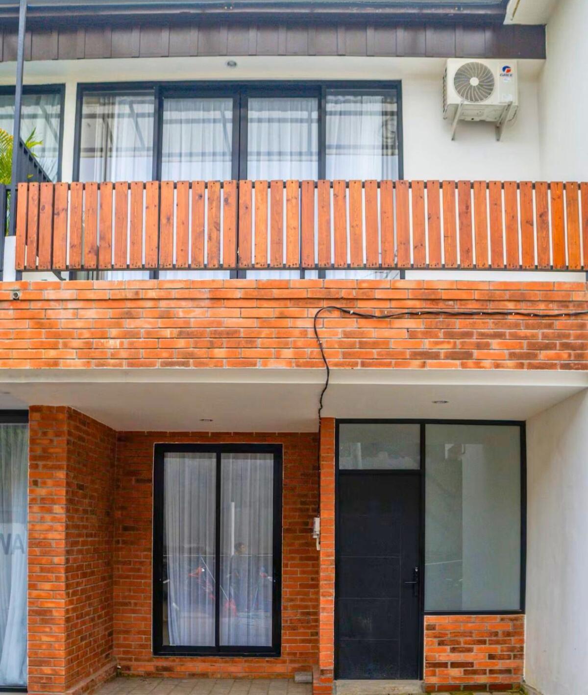 Enzio 16 - Cozy 2BR Loft in Pererenan