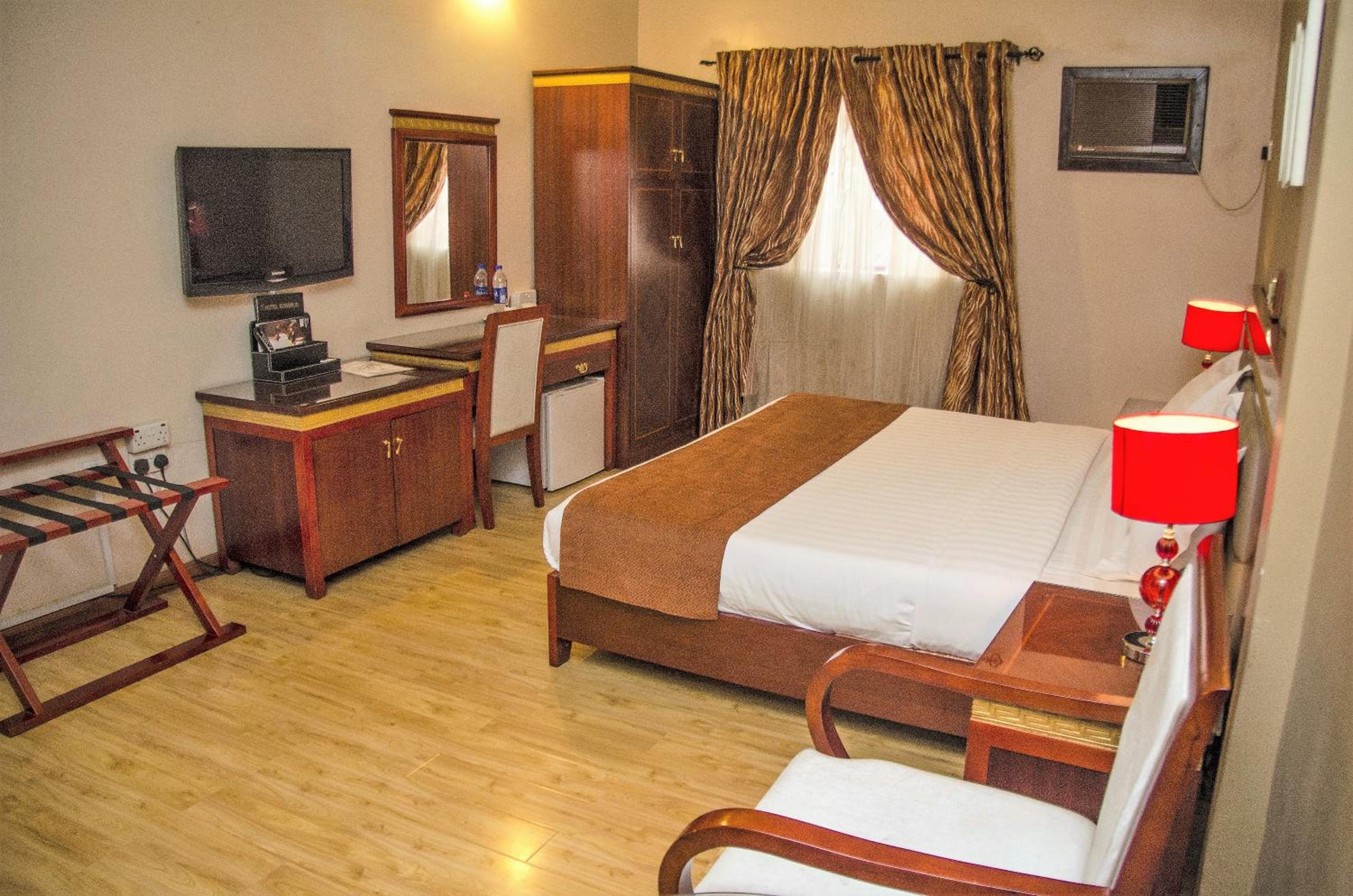 Hotel Rosebud