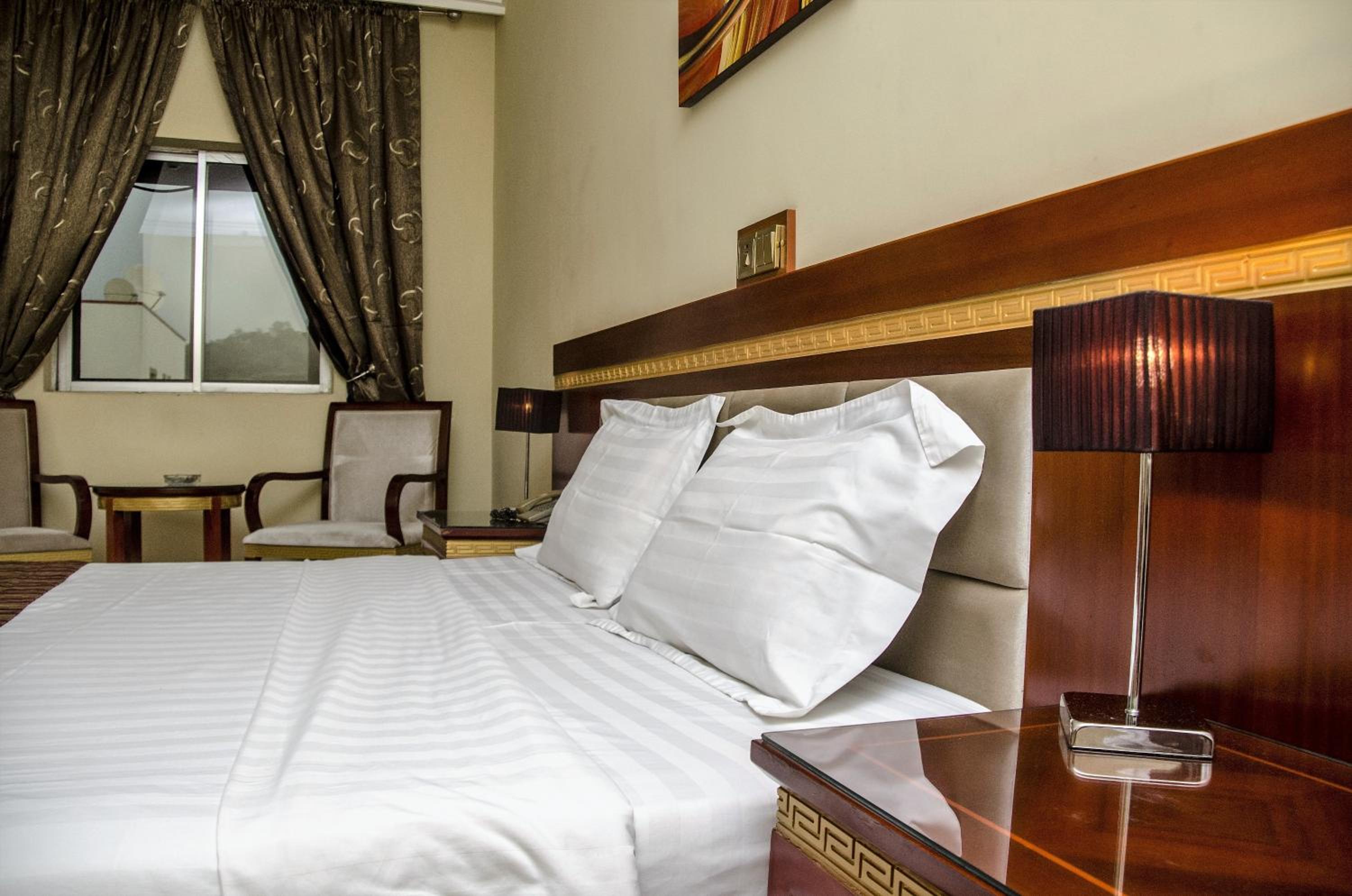 Hotel Rosebud