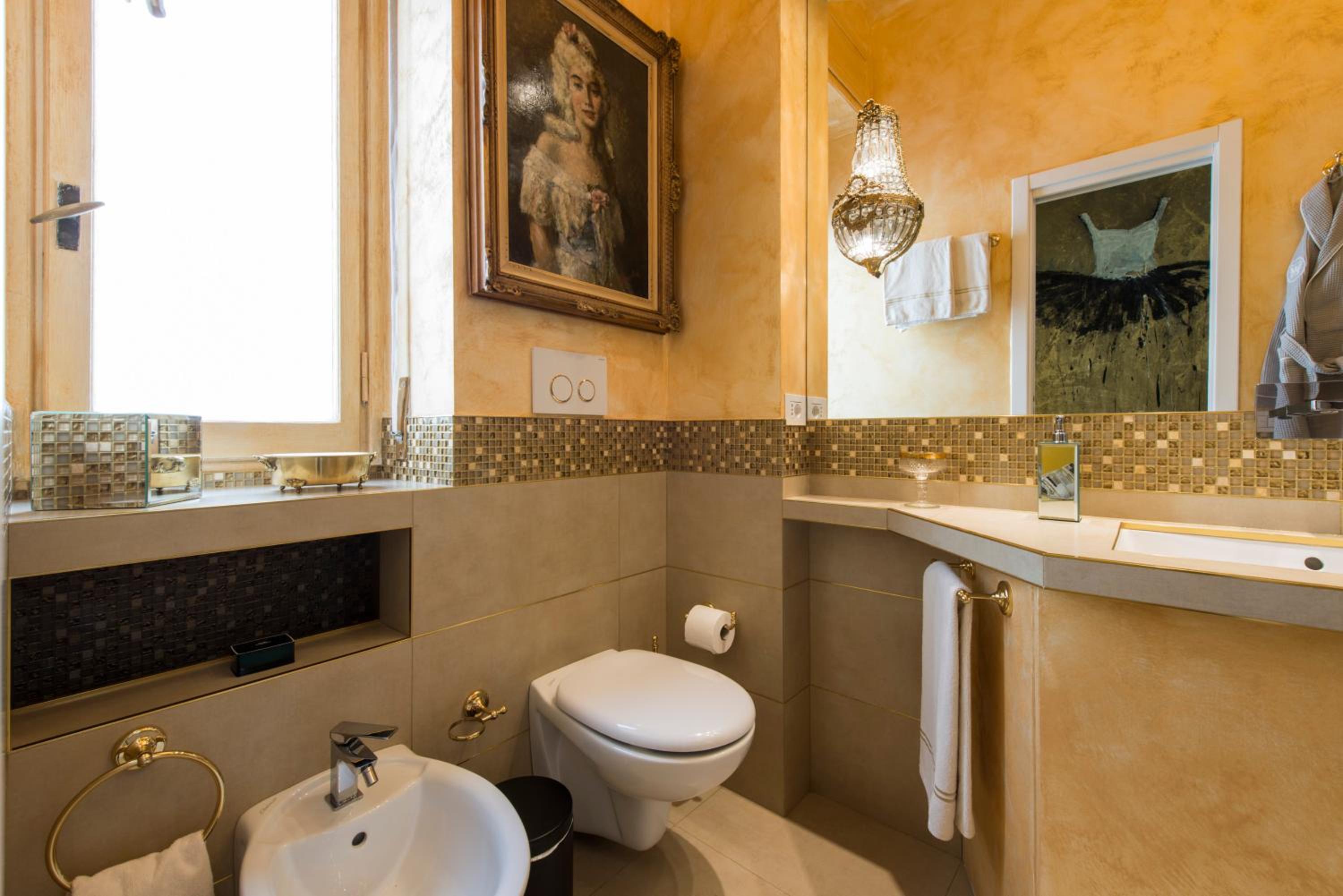 BnButler - Broletto 39 - A few steps to the Duomo and La Scala