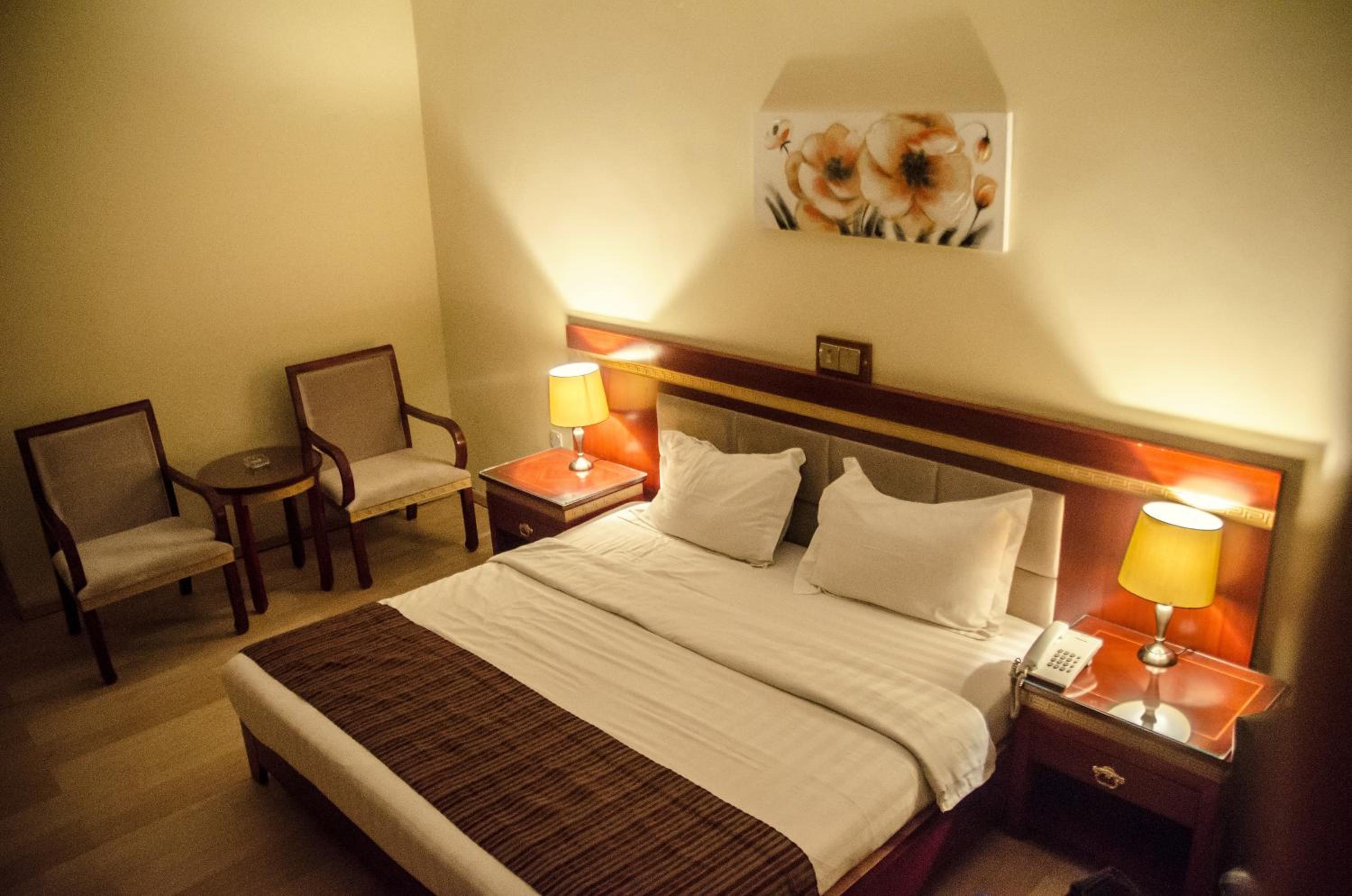 Hotel Rosebud