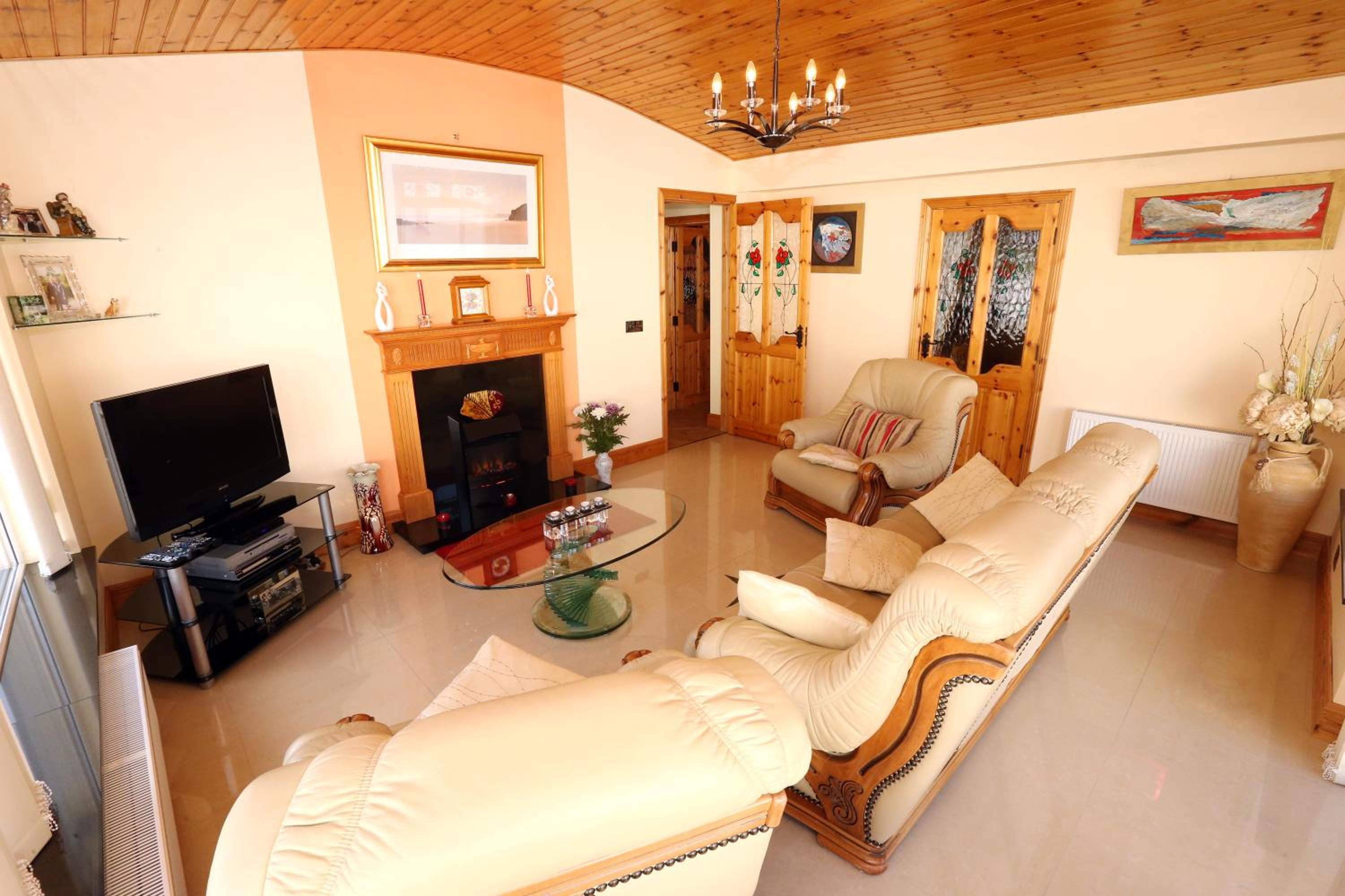 Beezies Self Catering Cottages view 5