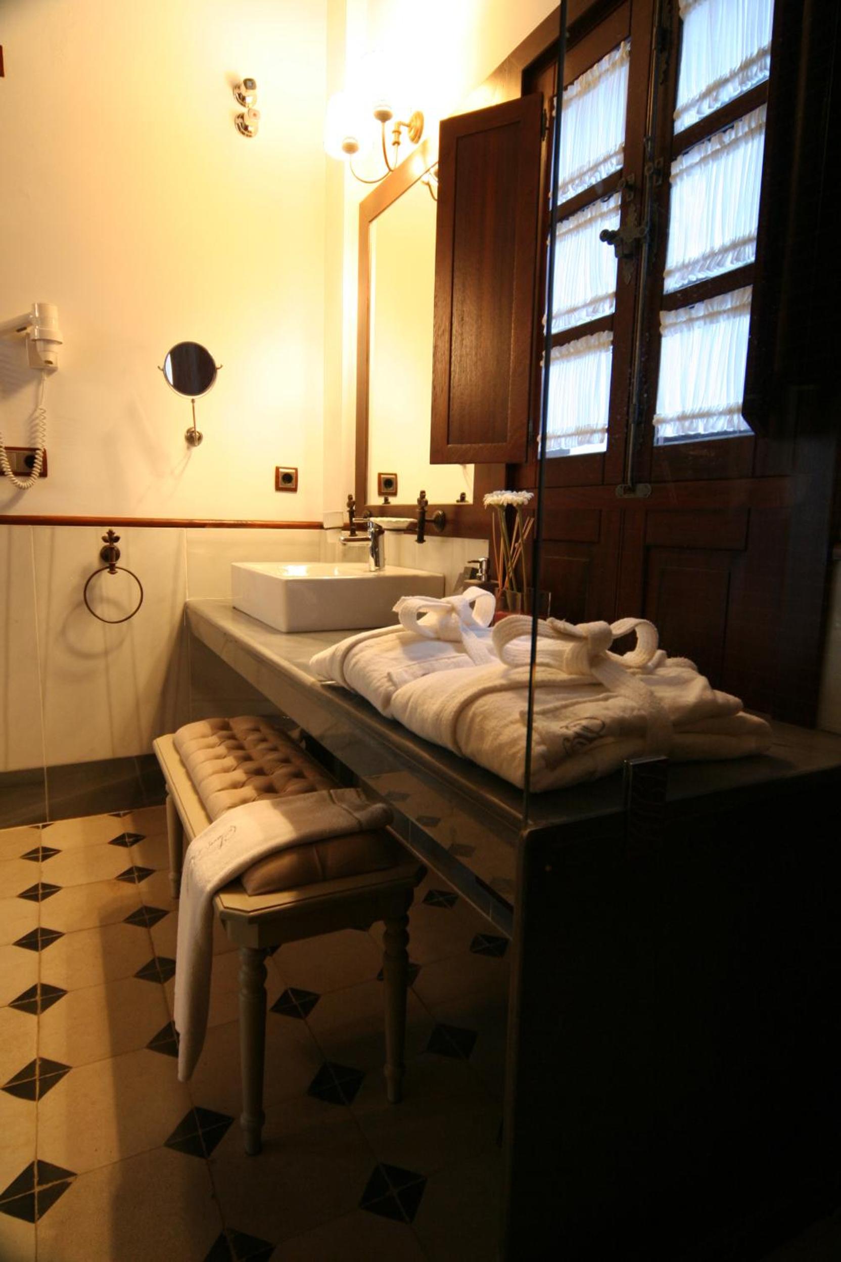 Photo 40