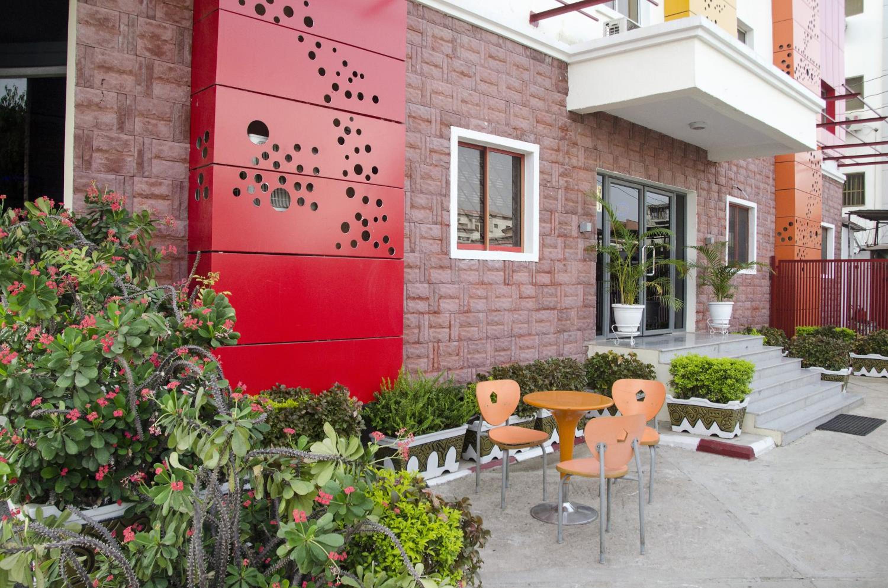 Hotel Rosebud