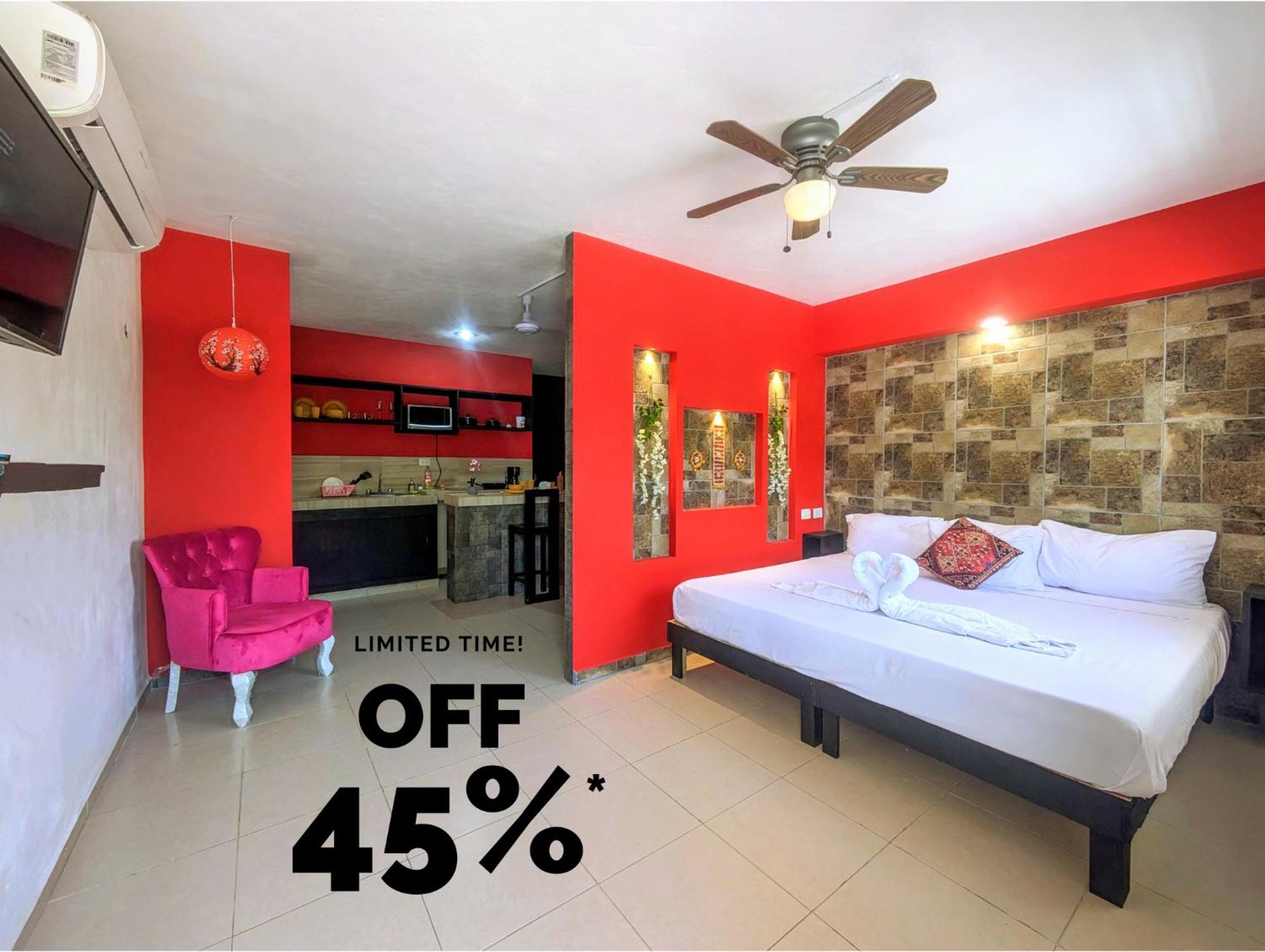 Great Value Romantic Comfy King Bed Suite Steps to Beach Fast WiFi AC 6B