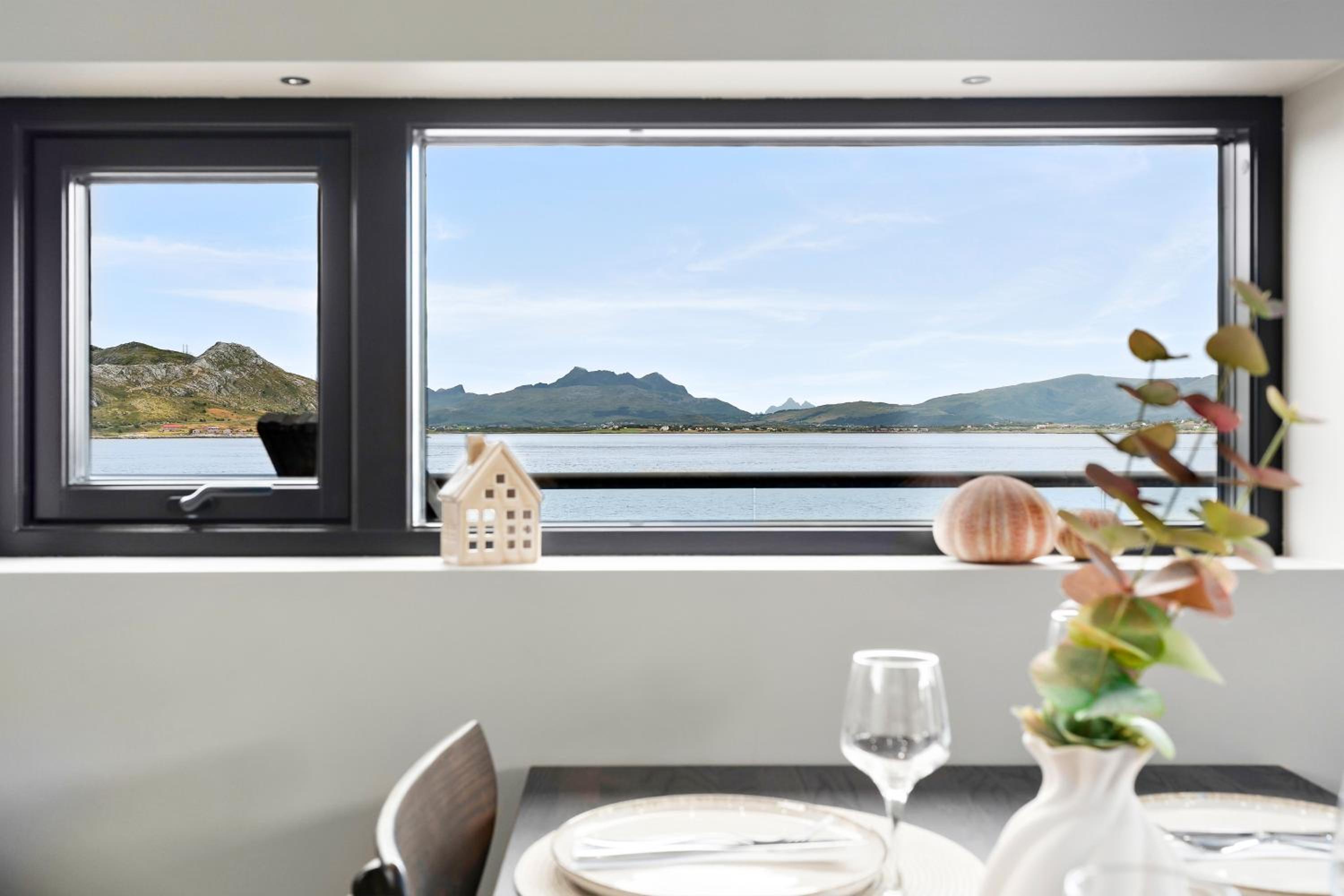 New Northern Light Lodge