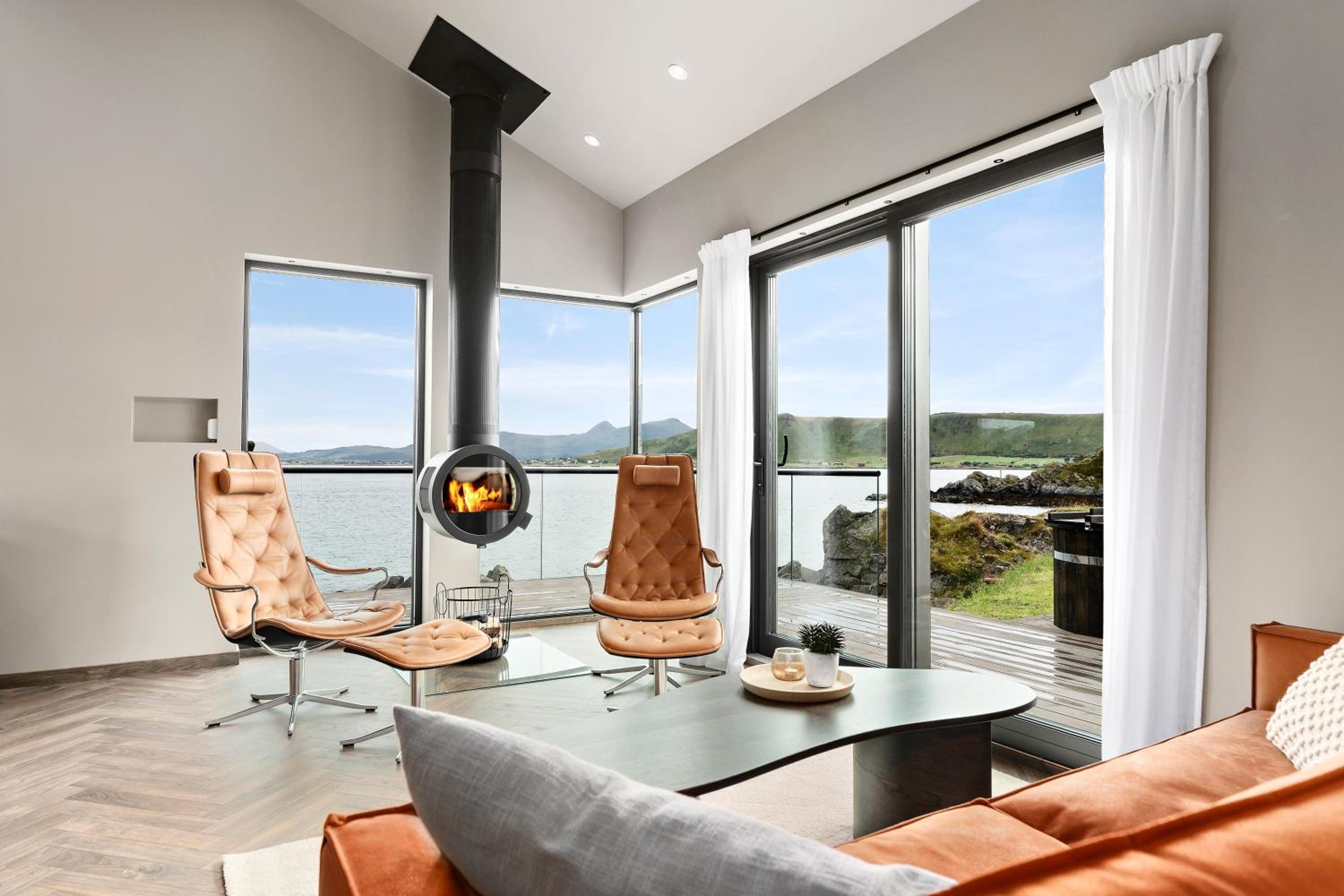 New Northern Light Lodge