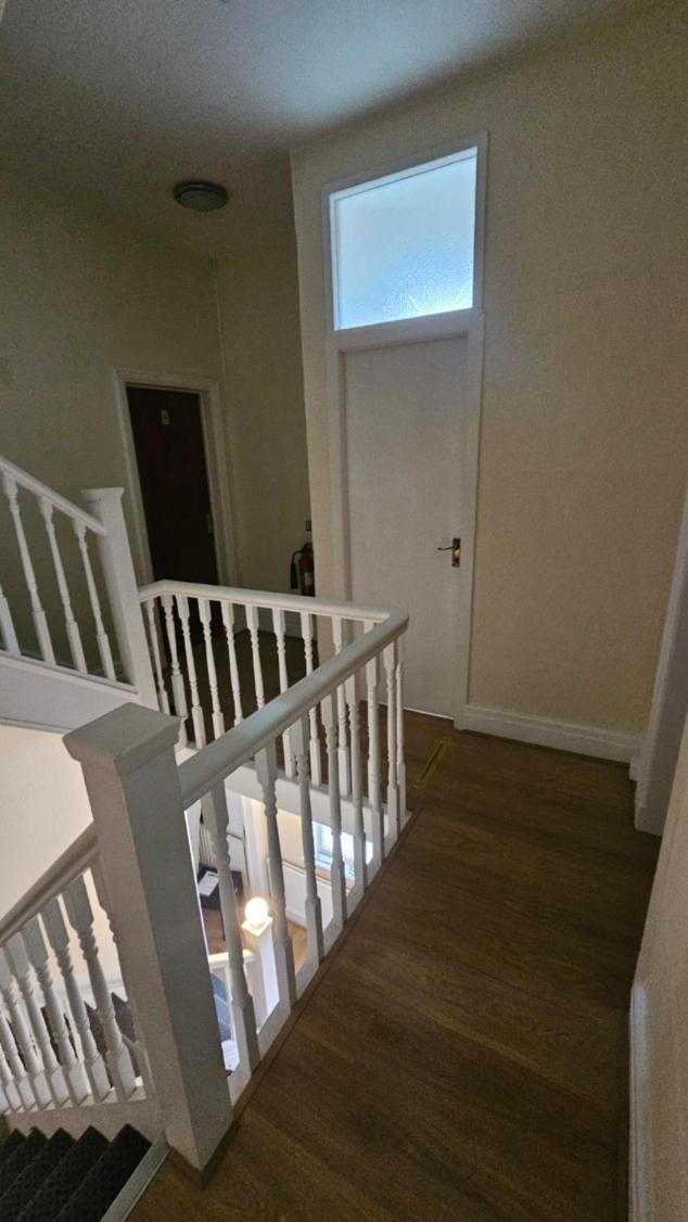 Park Road Guest House - Room To Rent On Park Road in Blackpool FY1 4ET