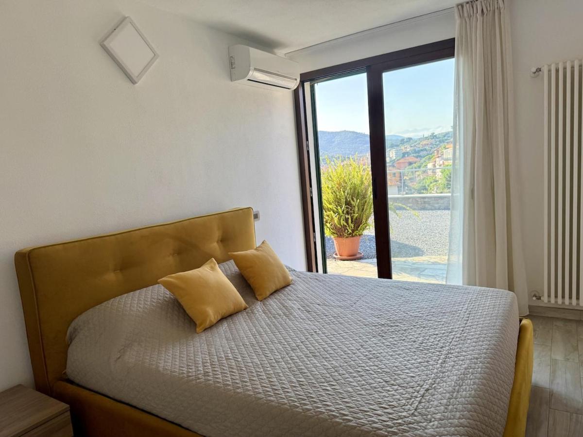 HOST4U - Nuovo Appartamento con Ingresso Indipendente e Parcheggio Privato - Villa Catocce