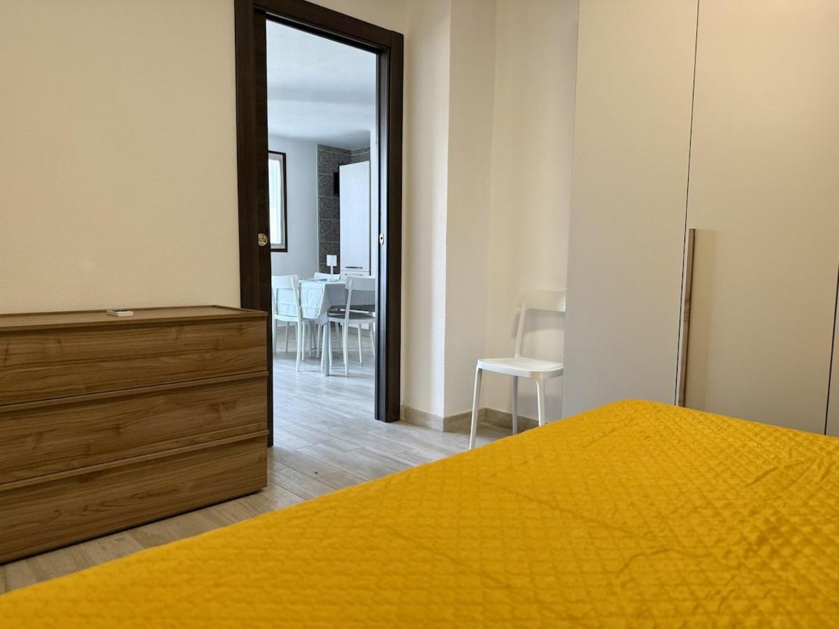HOST4U - Nuovo Appartamento con Ingresso Indipendente e Parcheggio Privato - Villa Catocce