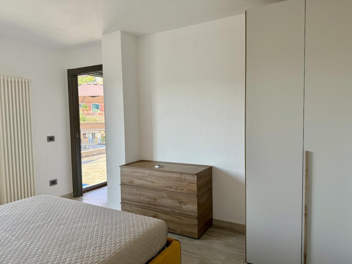 HOST4U - Nuovo Appartamento con Ingresso Indipendente e Parcheggio Privato - Villa Catocce