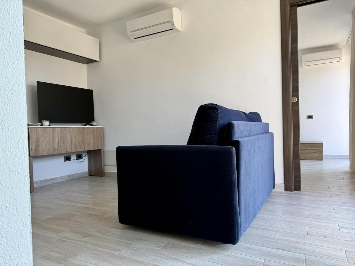 HOST4U - Nuovo Appartamento con Ingresso Indipendente e Parcheggio Privato - Villa Catocce