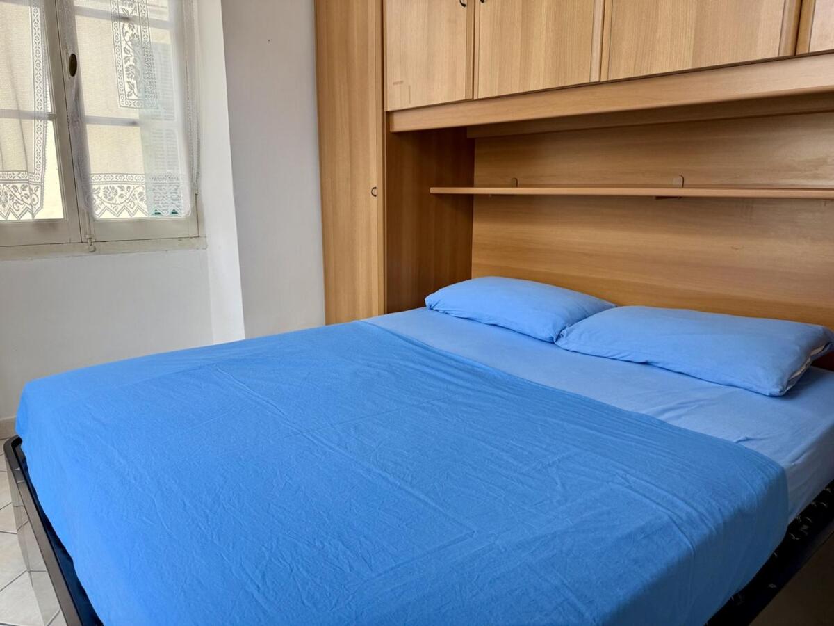 HOST4U - Dimora Antica in Centro a Porto Maurizio di Imperia - Casa Rina
