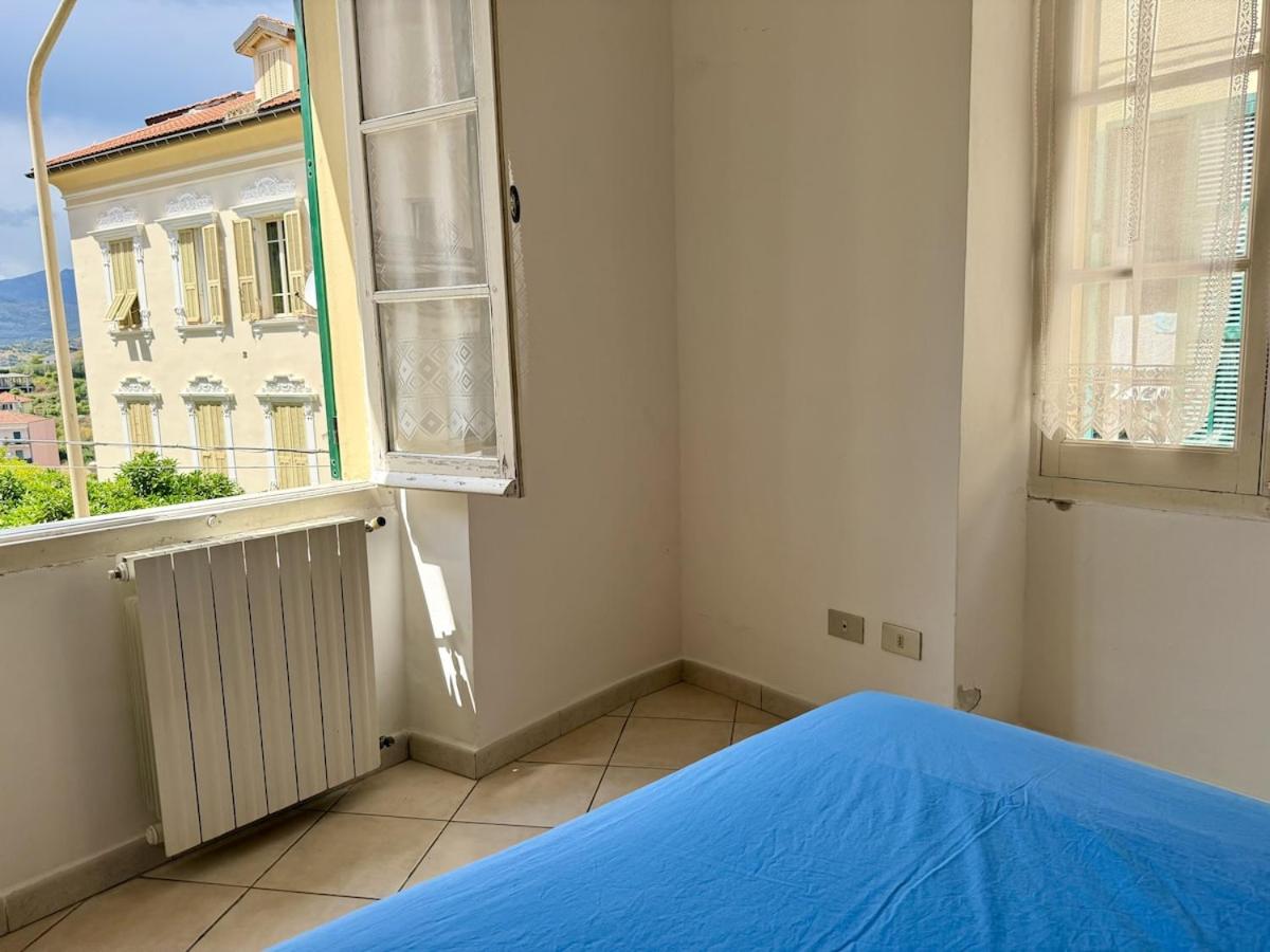 HOST4U - Dimora Antica in Centro a Porto Maurizio di Imperia - Casa Rina